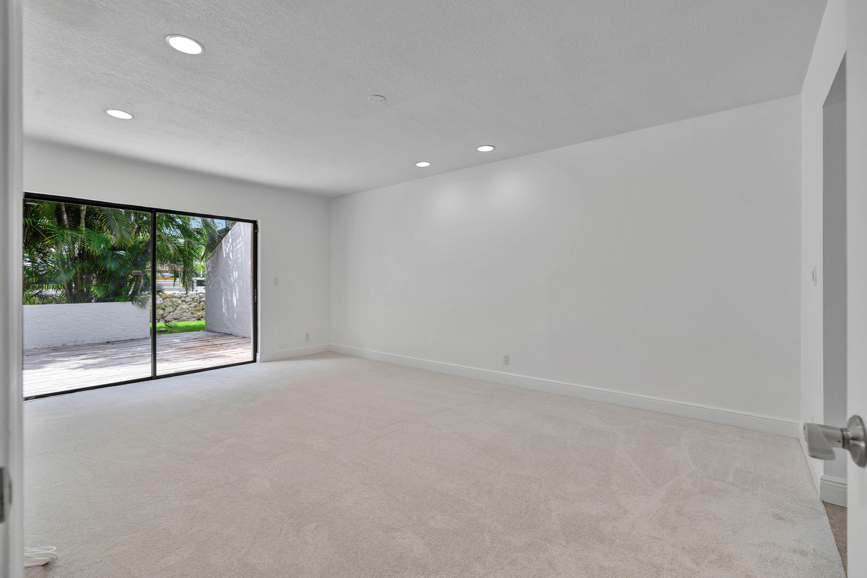 64 Balfour Rd