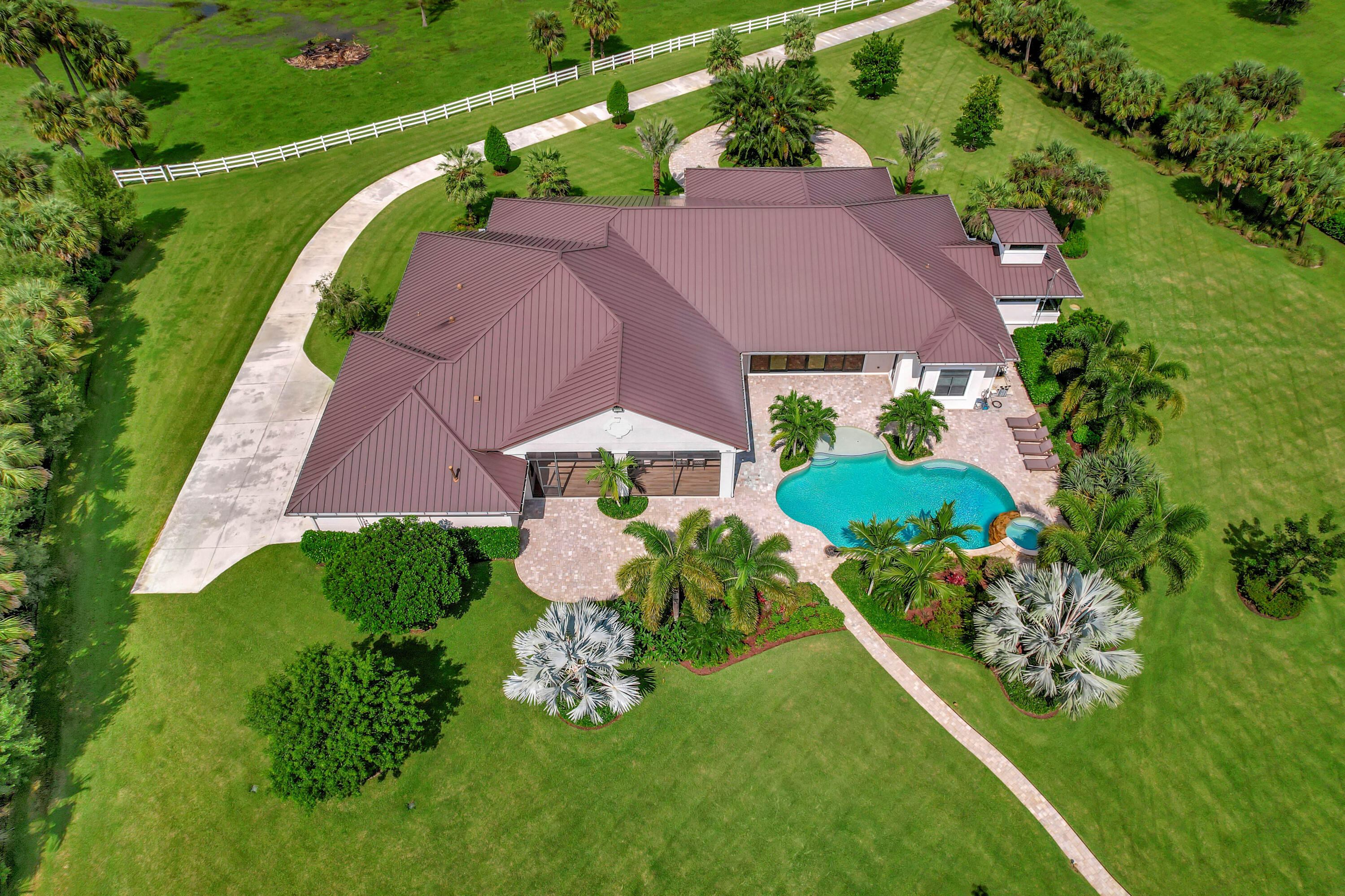 2098 SW Trailside Path