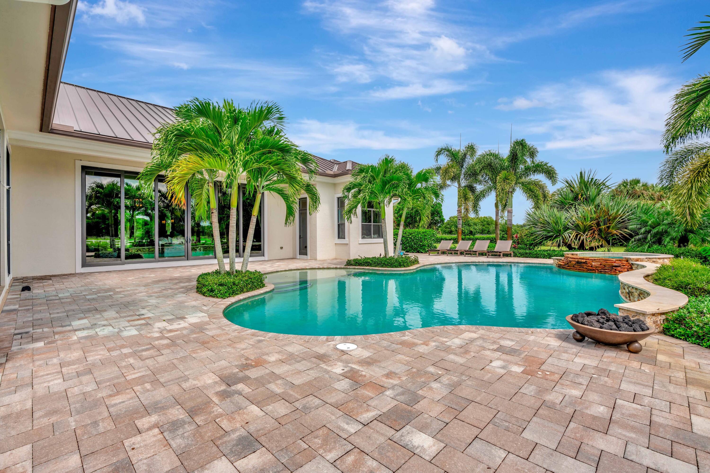 2098 SW Trailside Path