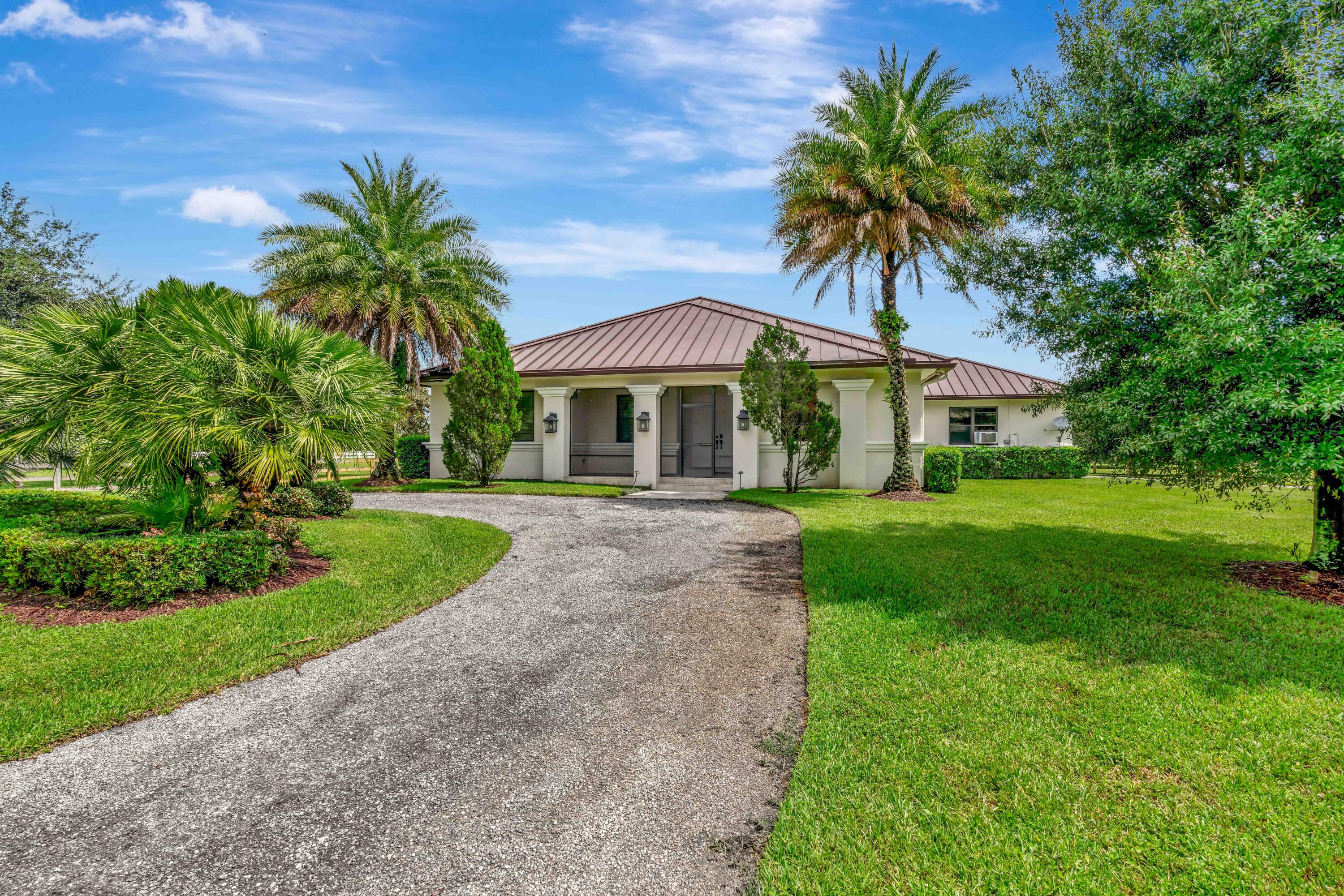2098 SW Trailside Path