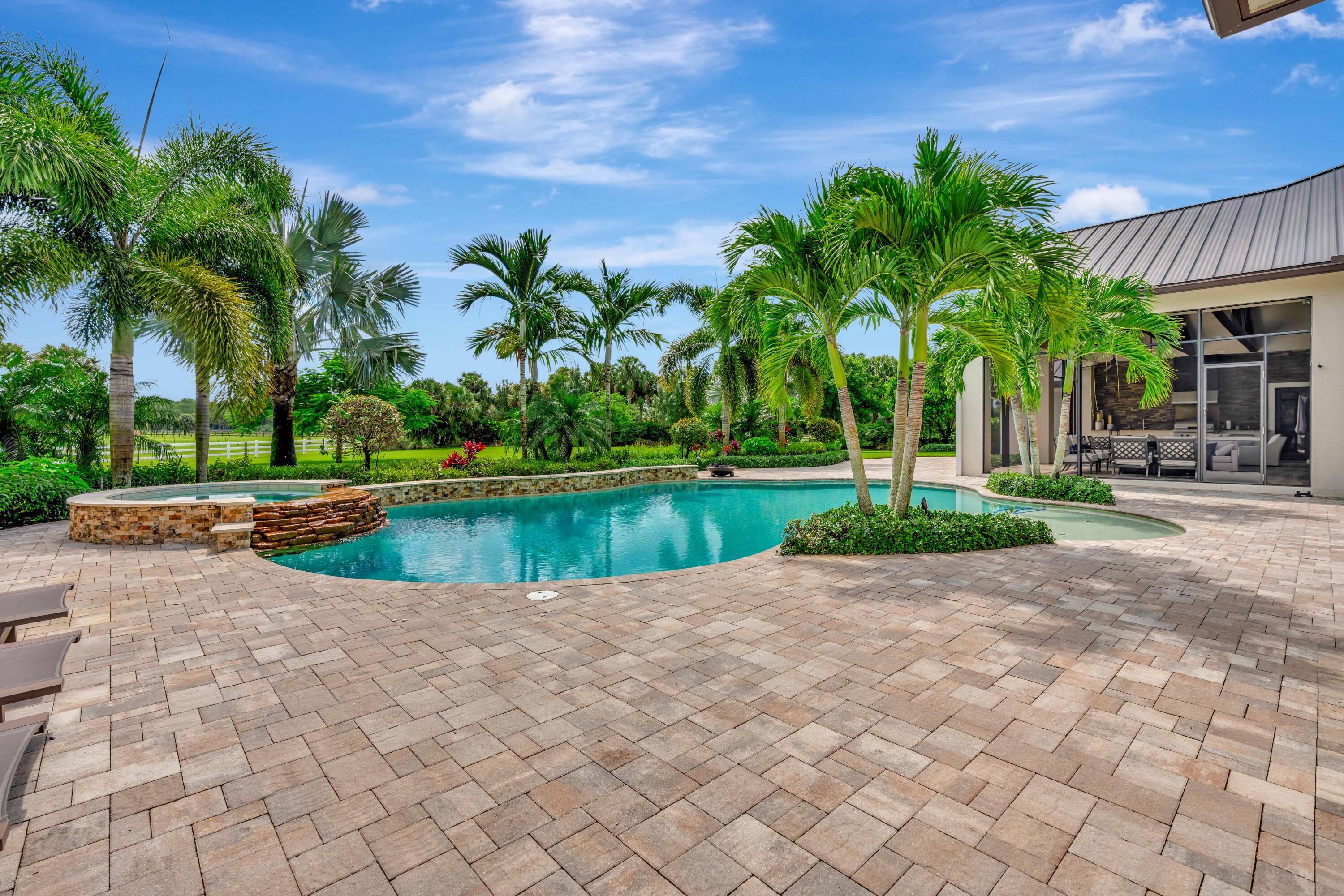 2098 SW Trailside Path
