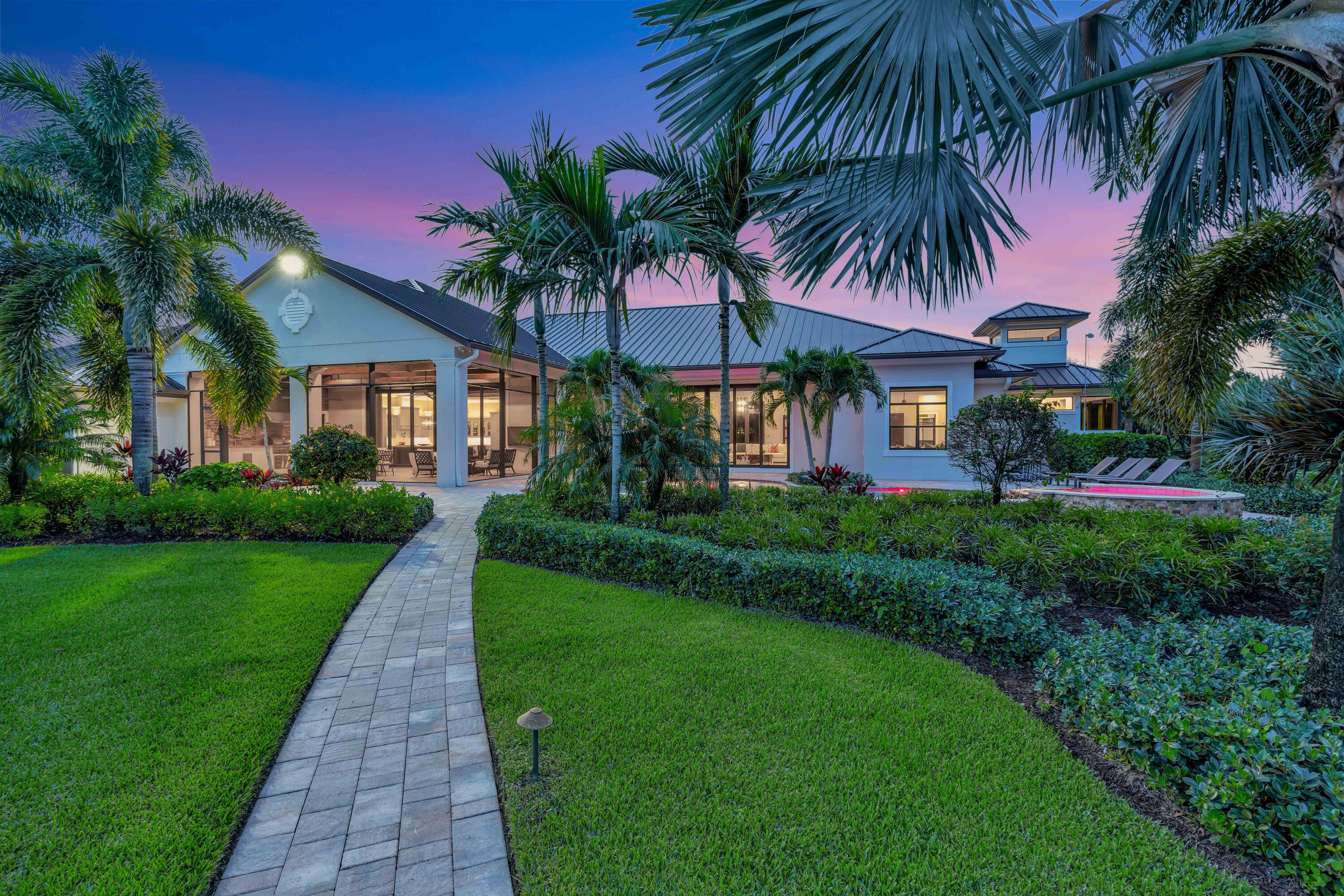 2098 SW Trailside Path