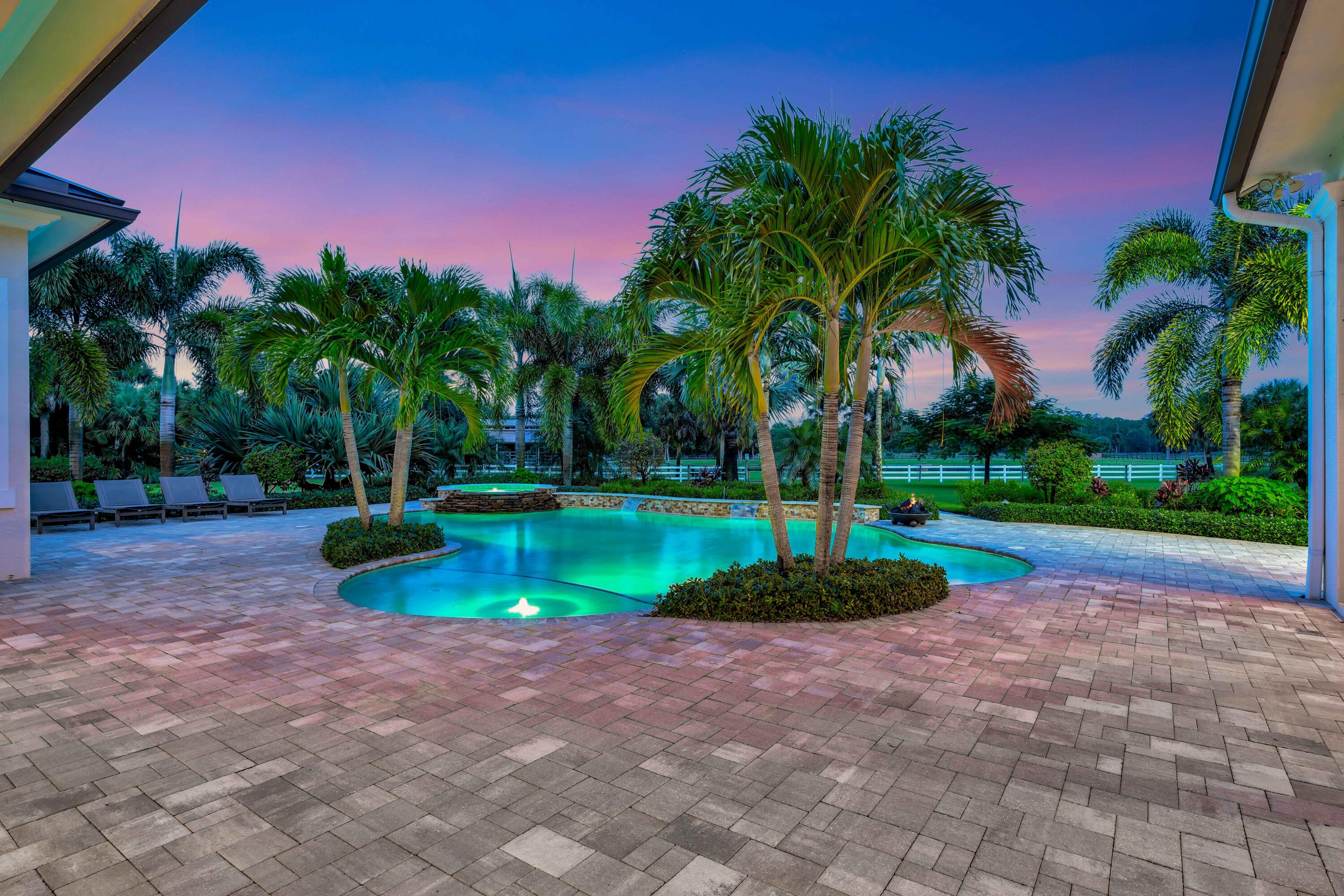 2098 SW Trailside Path