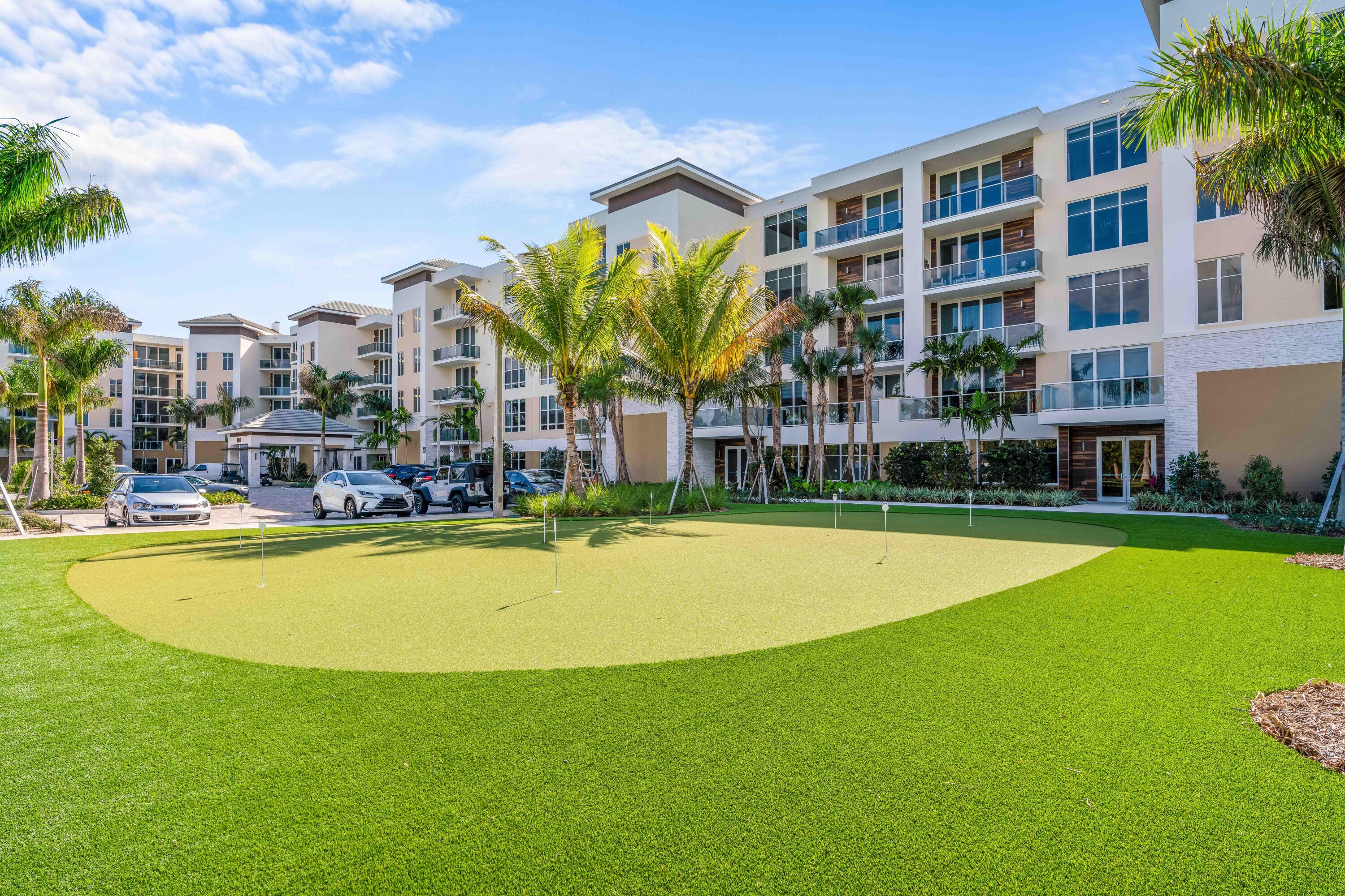 2700 Donald Ross Rd 412