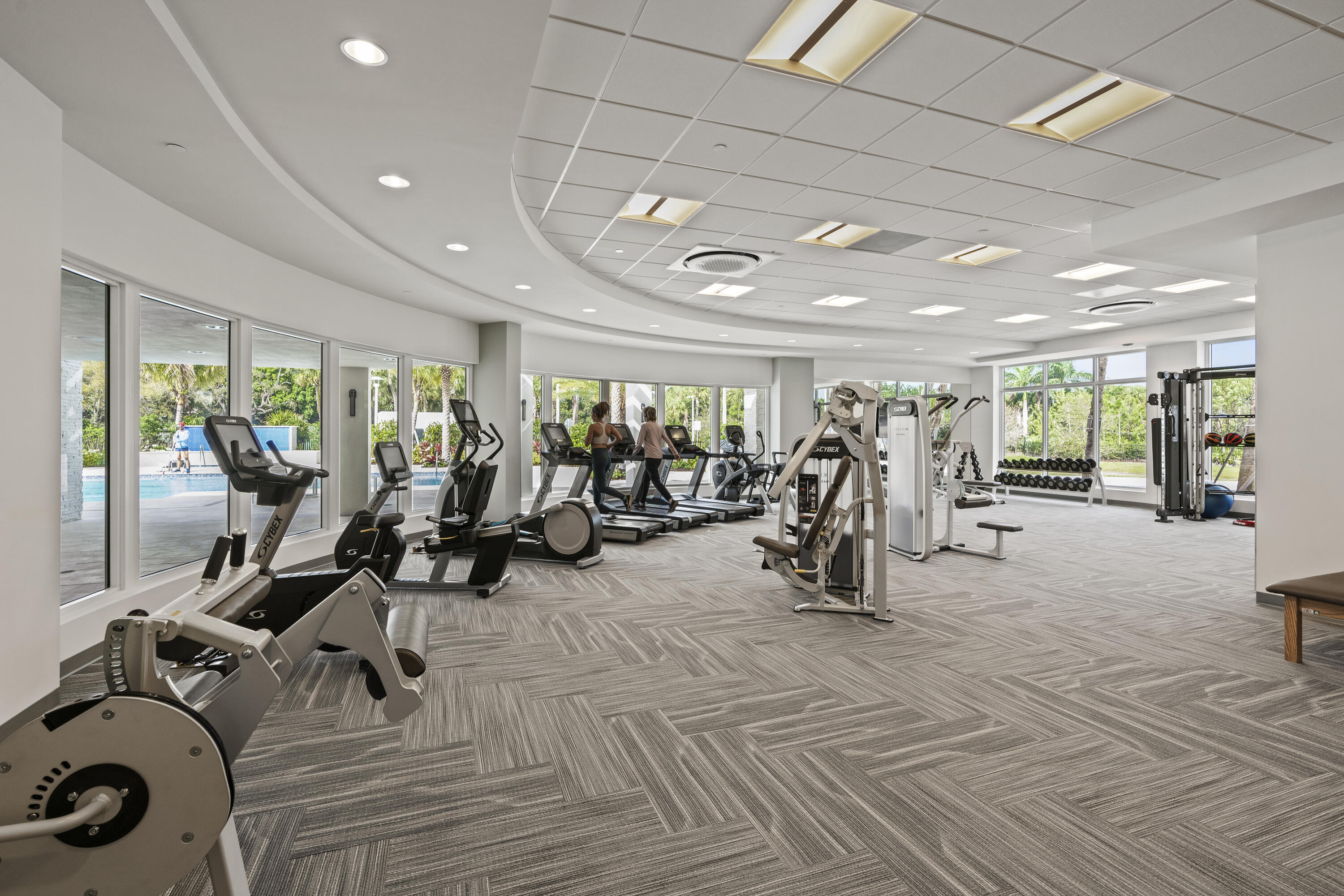 2700 Donald Ross Rd 412