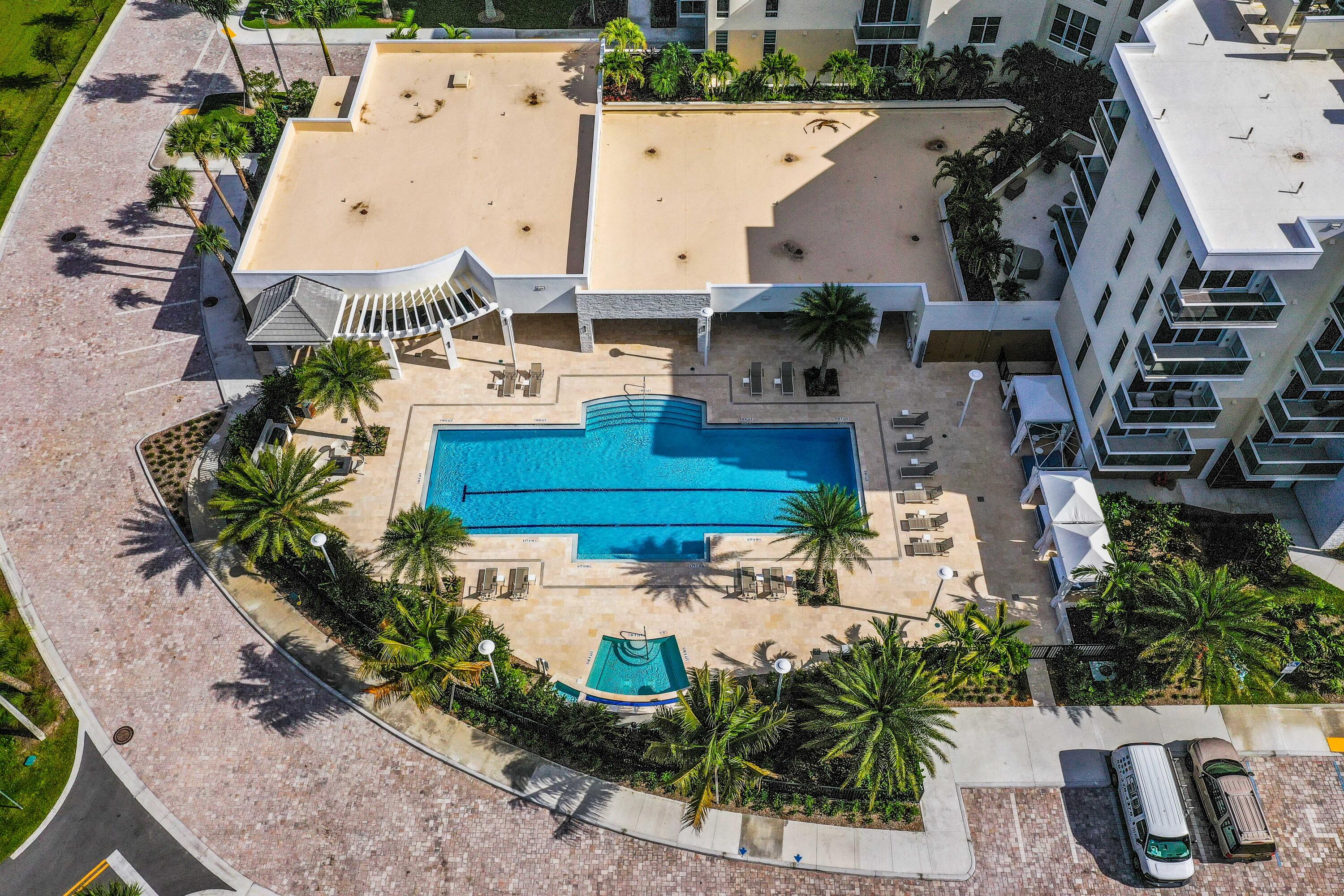 2720 Donald Ross Road 505