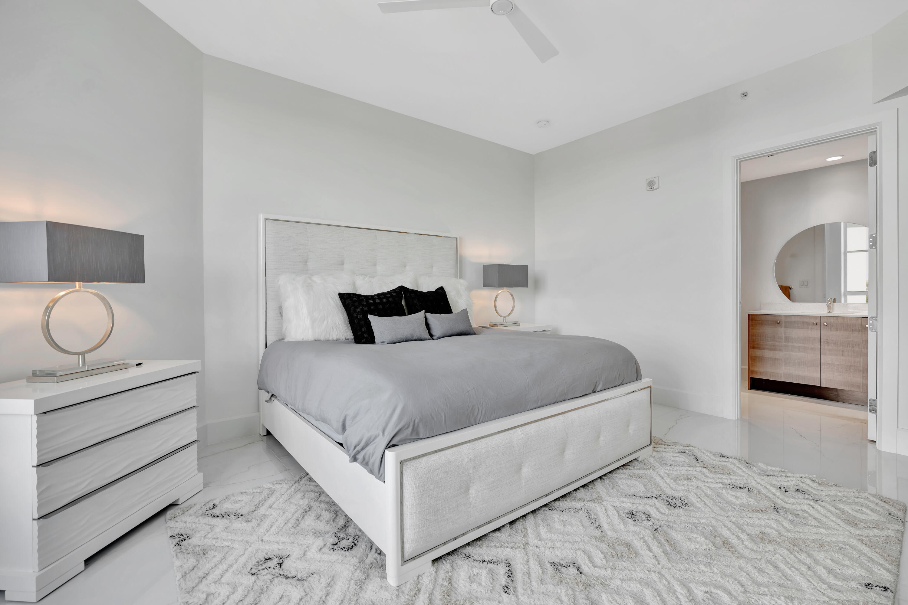2720 Donald Ross Road 505