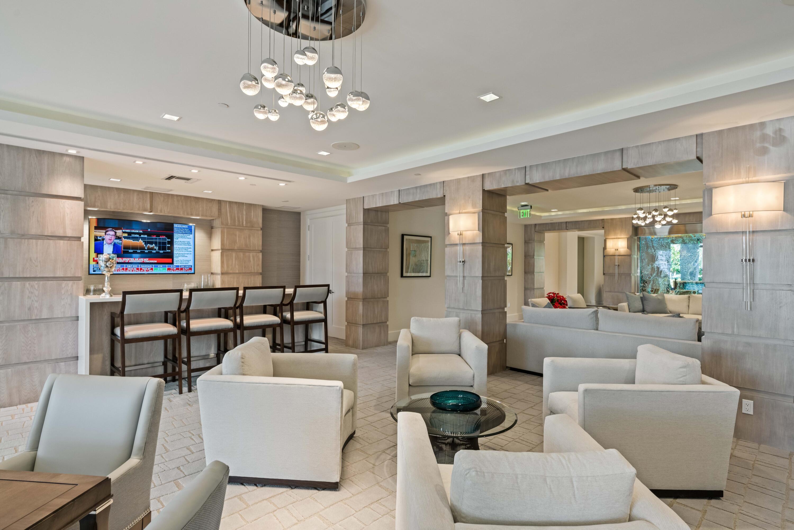 2720 Donald Ross Road 505