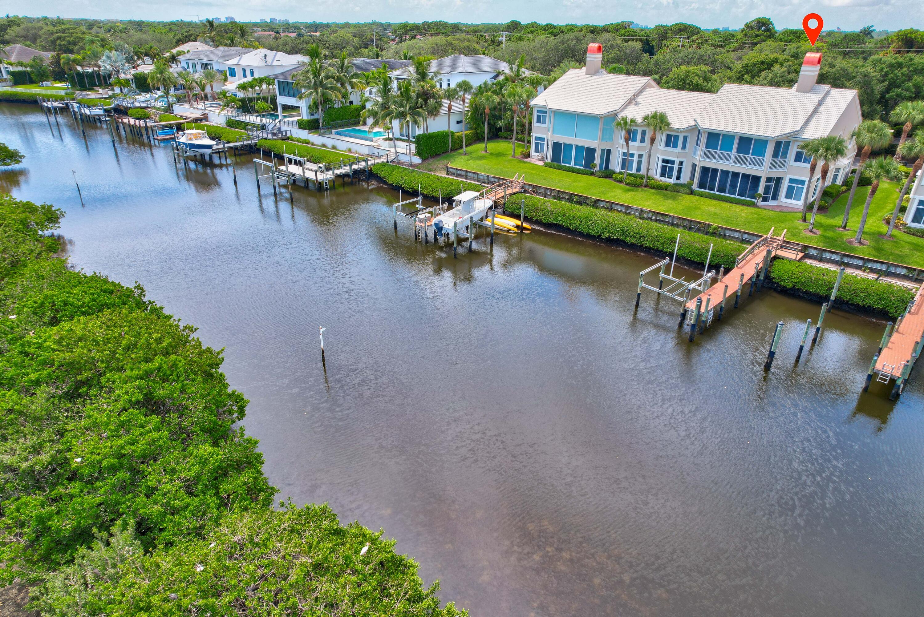 260 Eagle Dr
