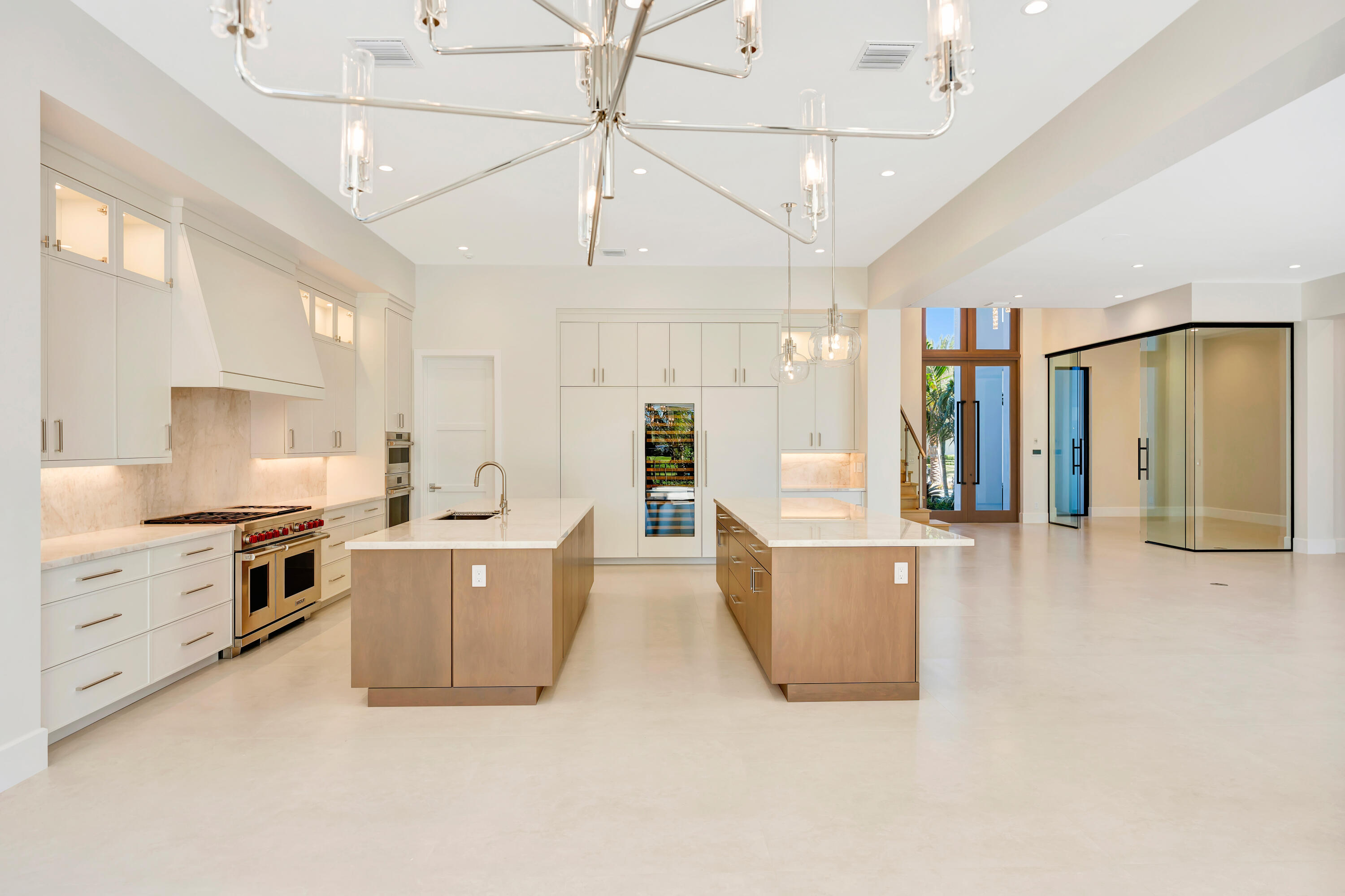 112 Regatta Dr