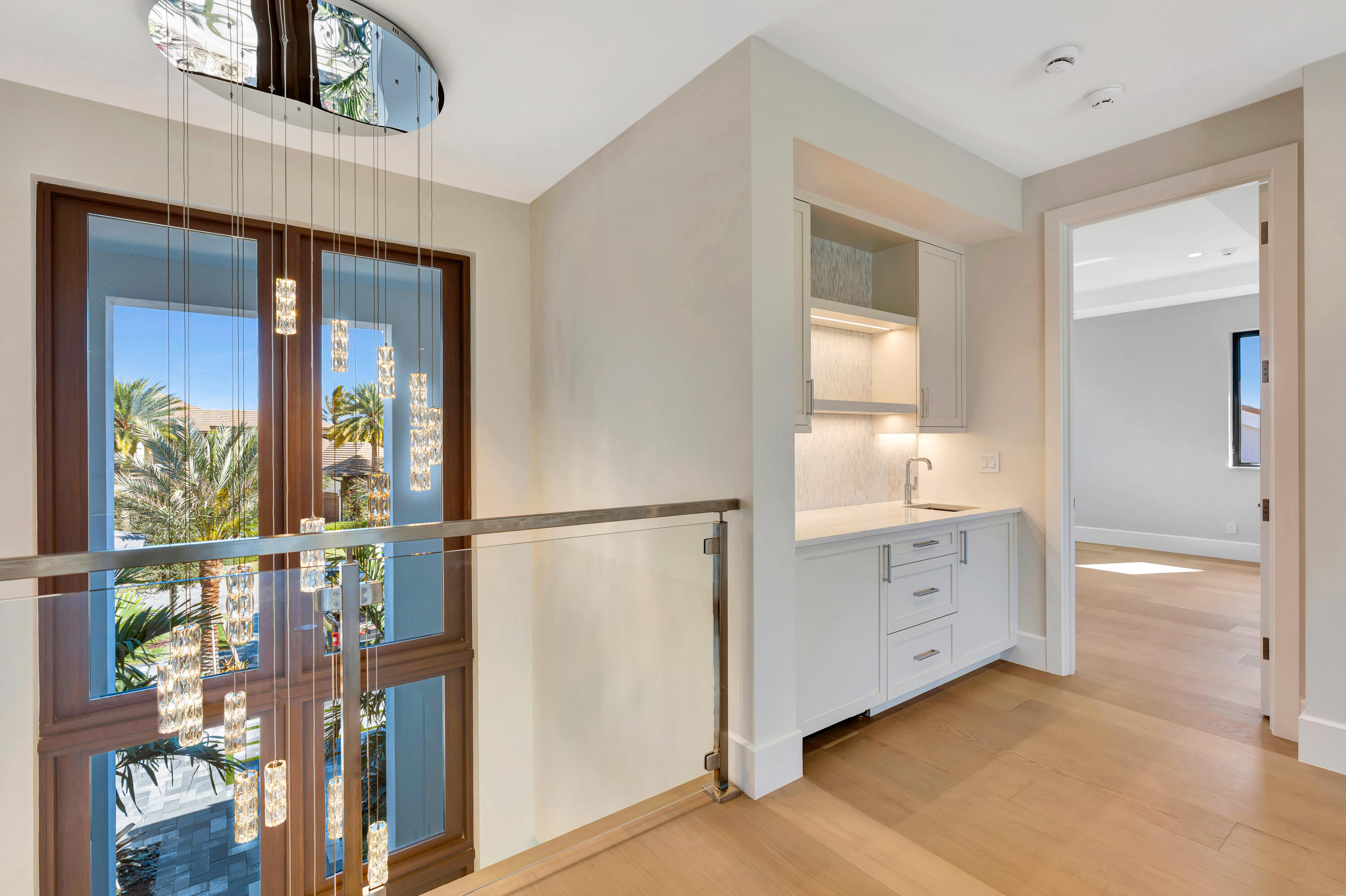 112 Regatta Dr