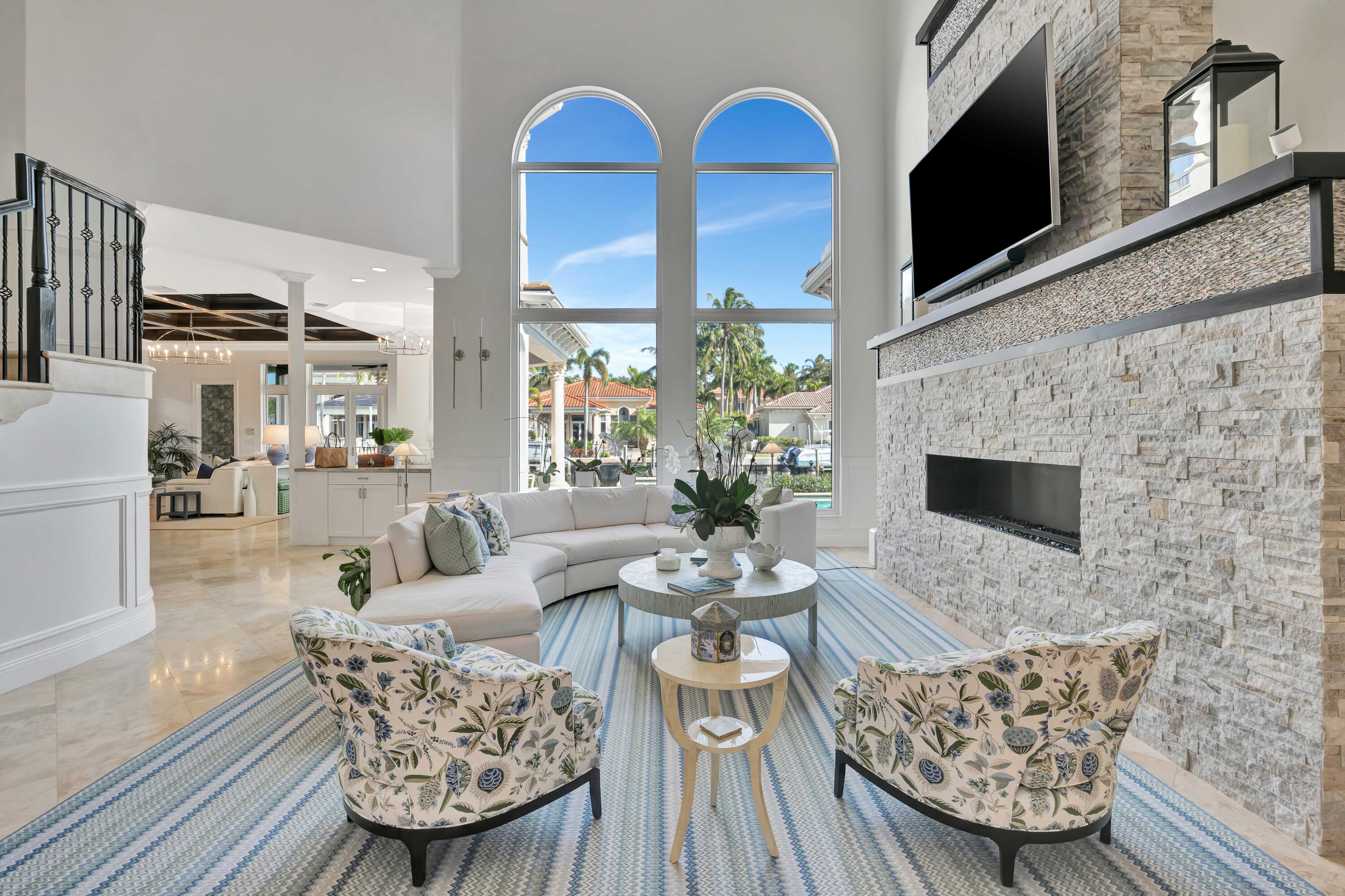 736 Harbour Isle Way