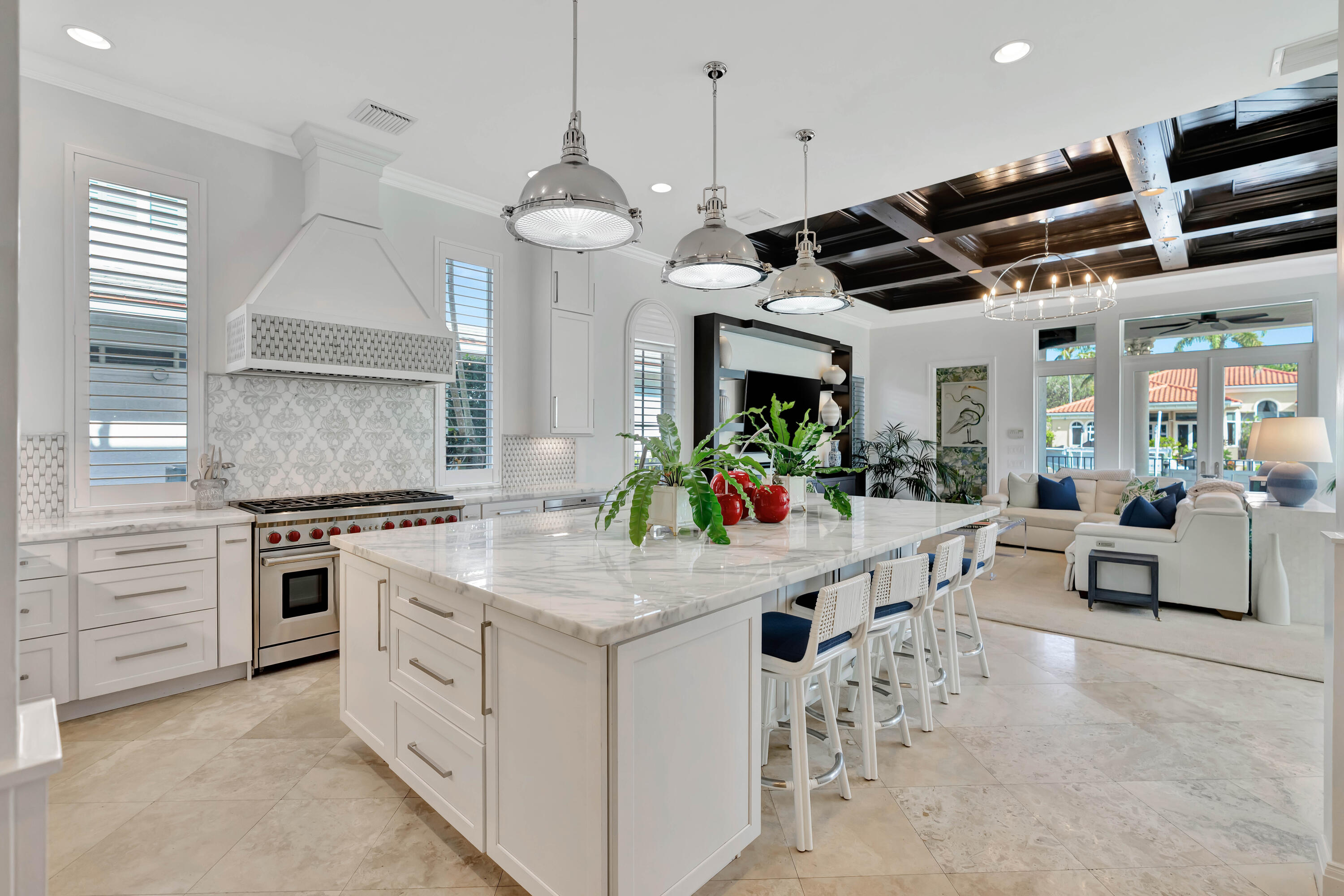 736 Harbour Isle Way