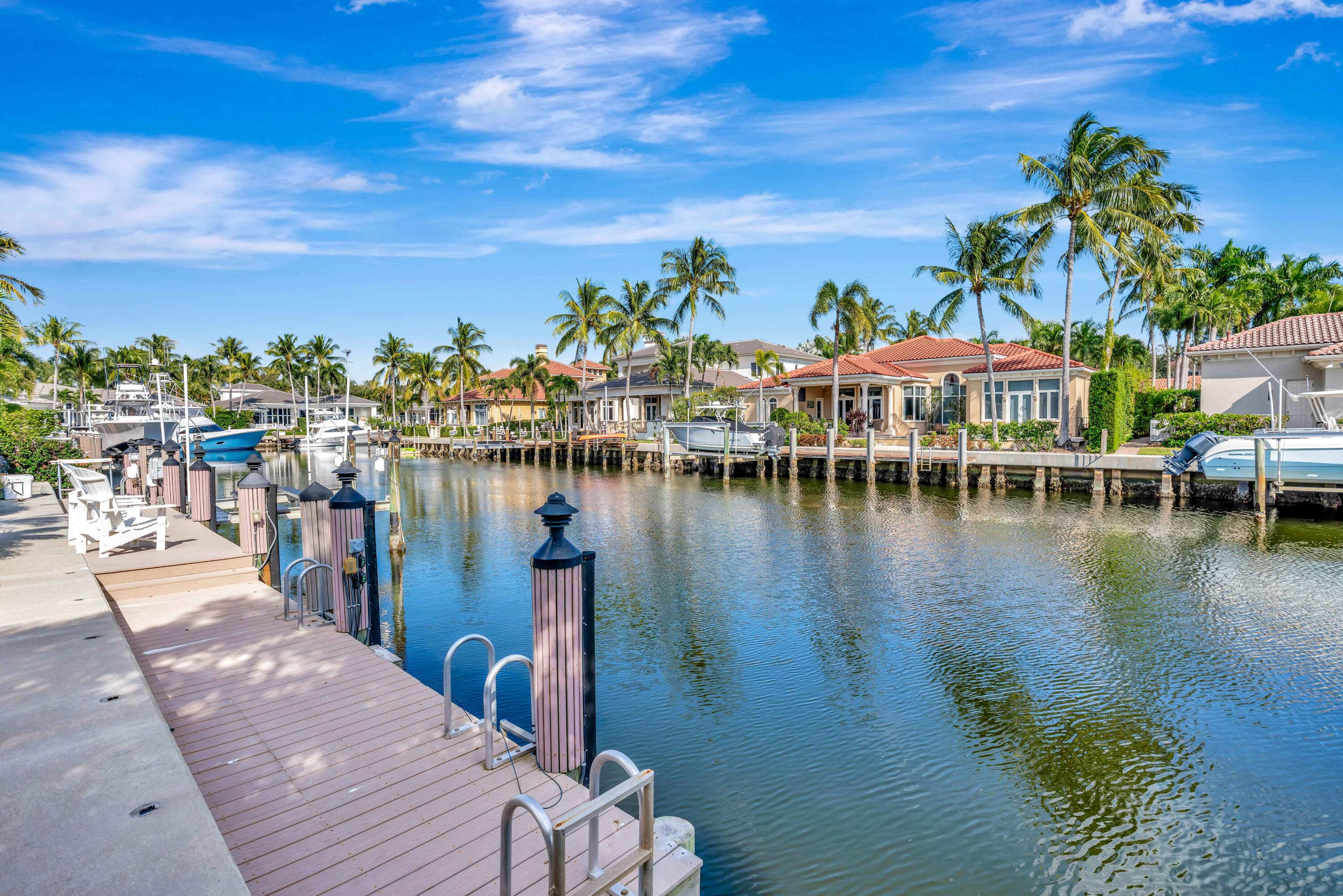736 Harbour Isle Way