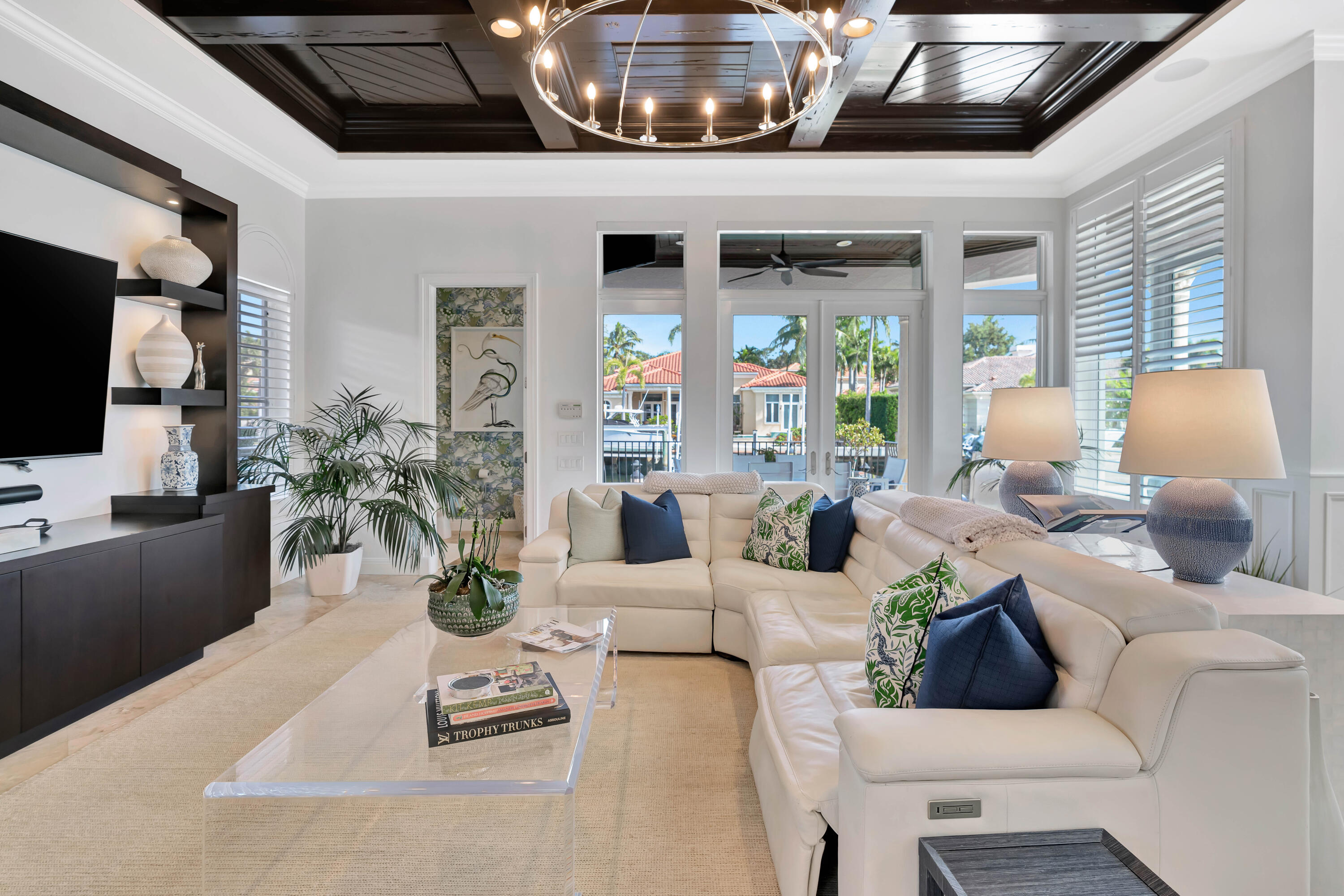 736 Harbour Isle Way