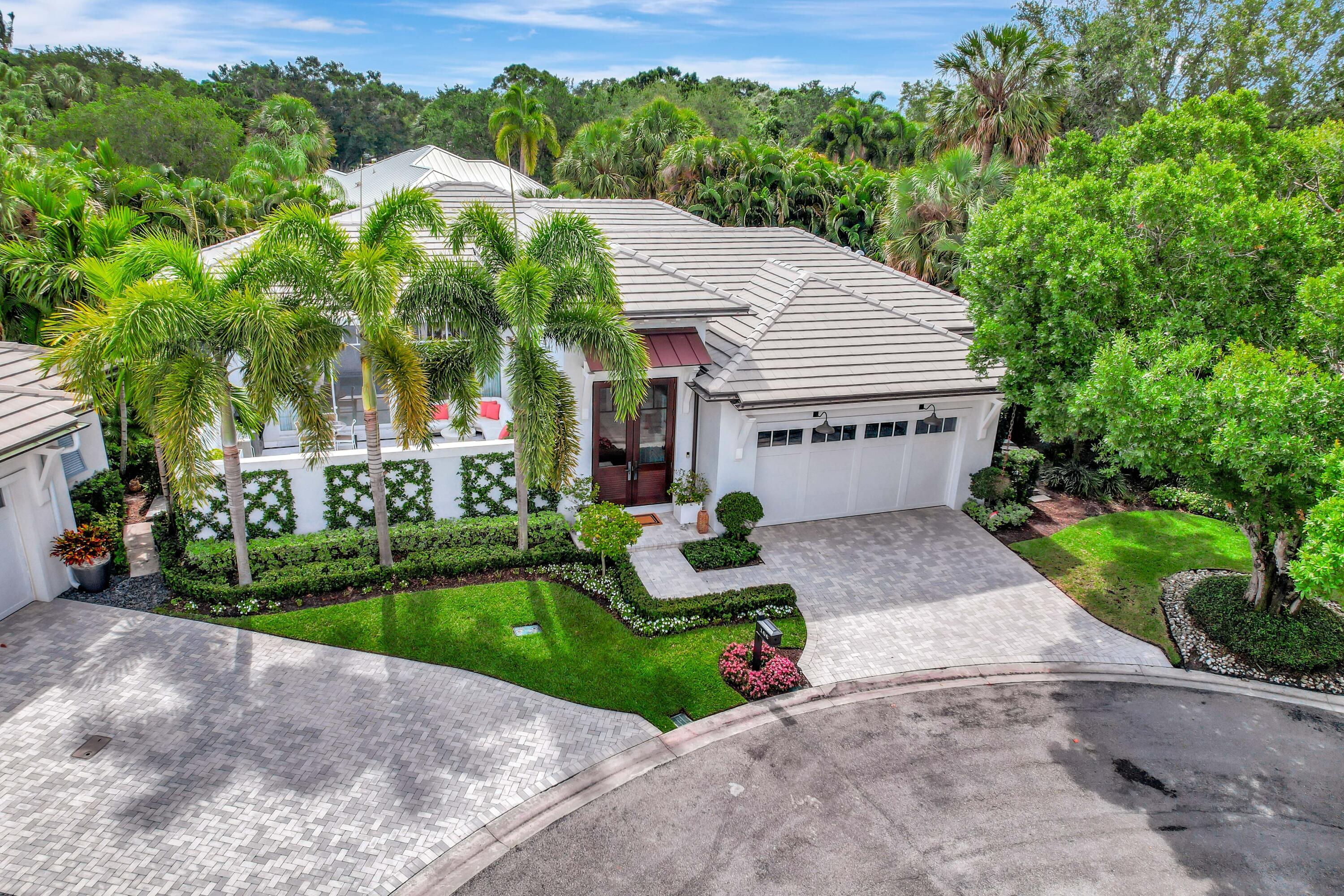 106 Micco Cir