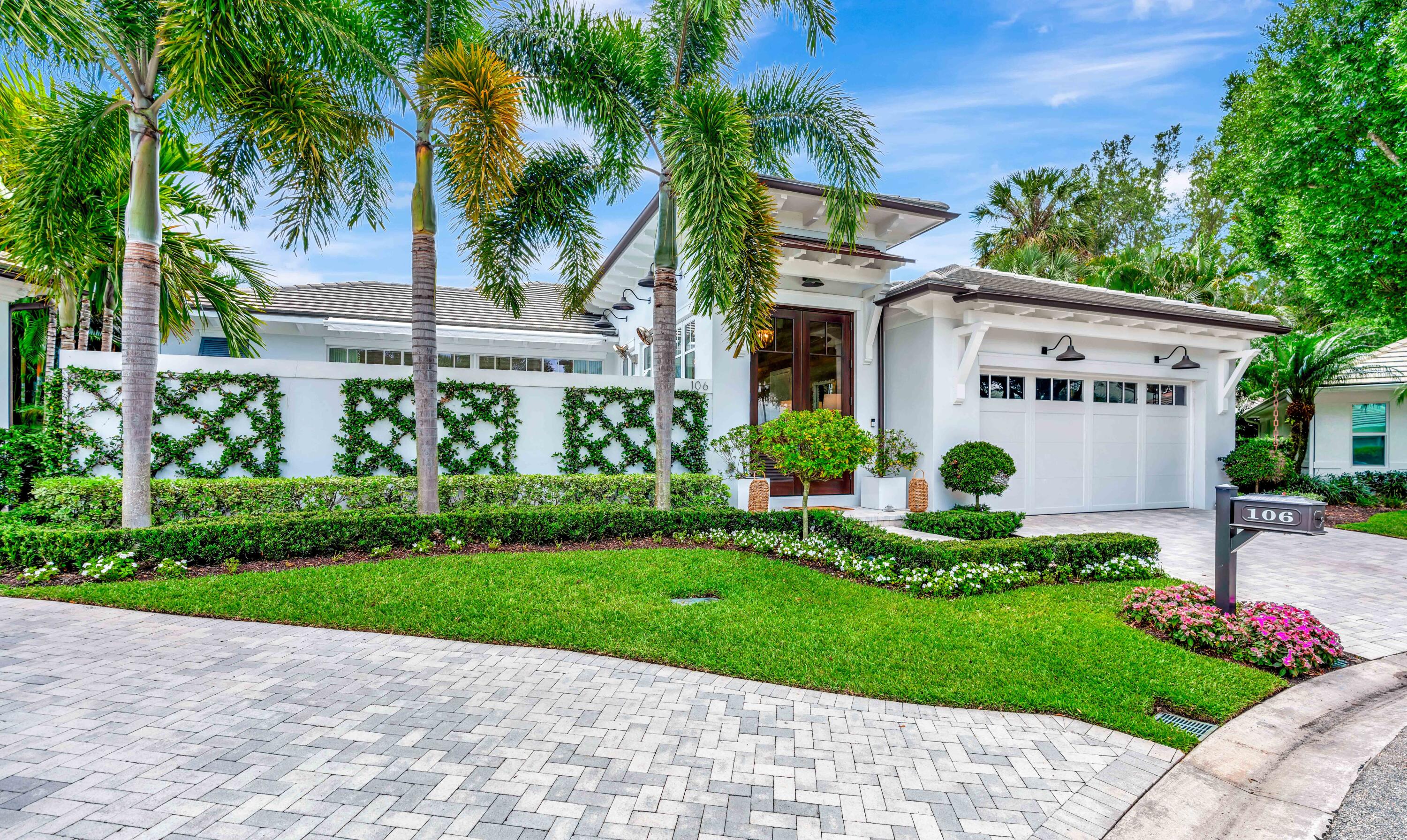 106 Micco Cir