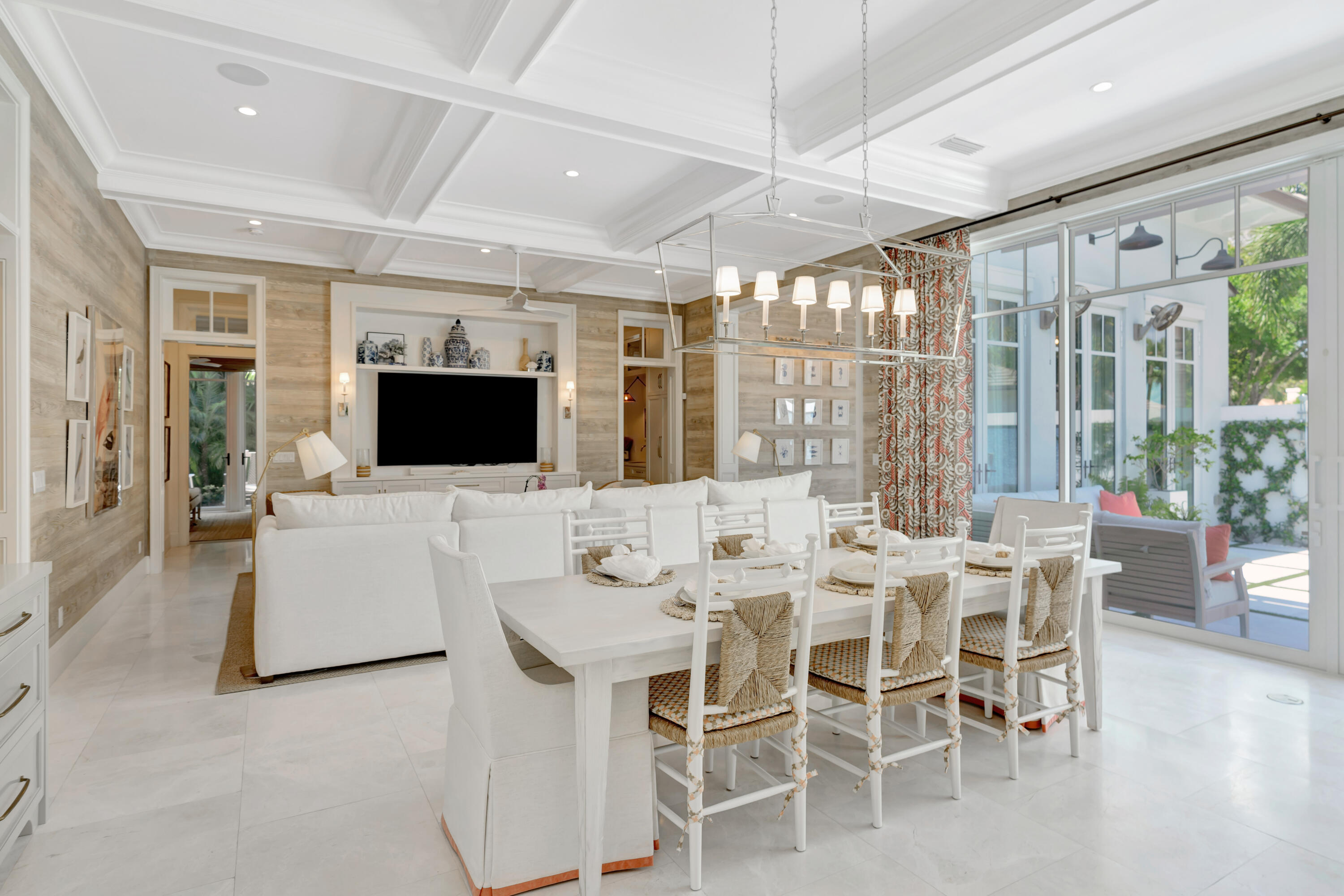 106 Micco Cir