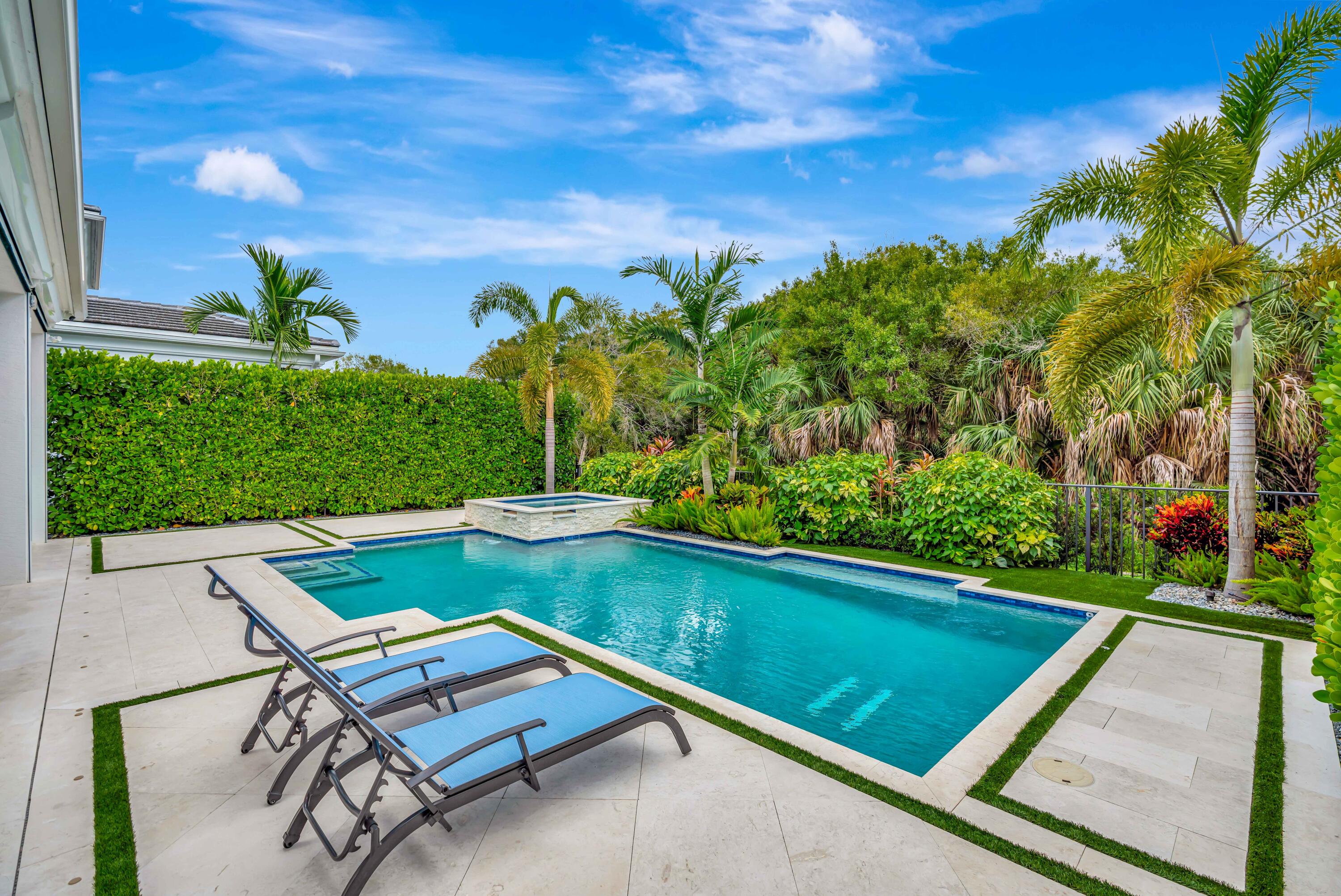 13618 Artisan Cir