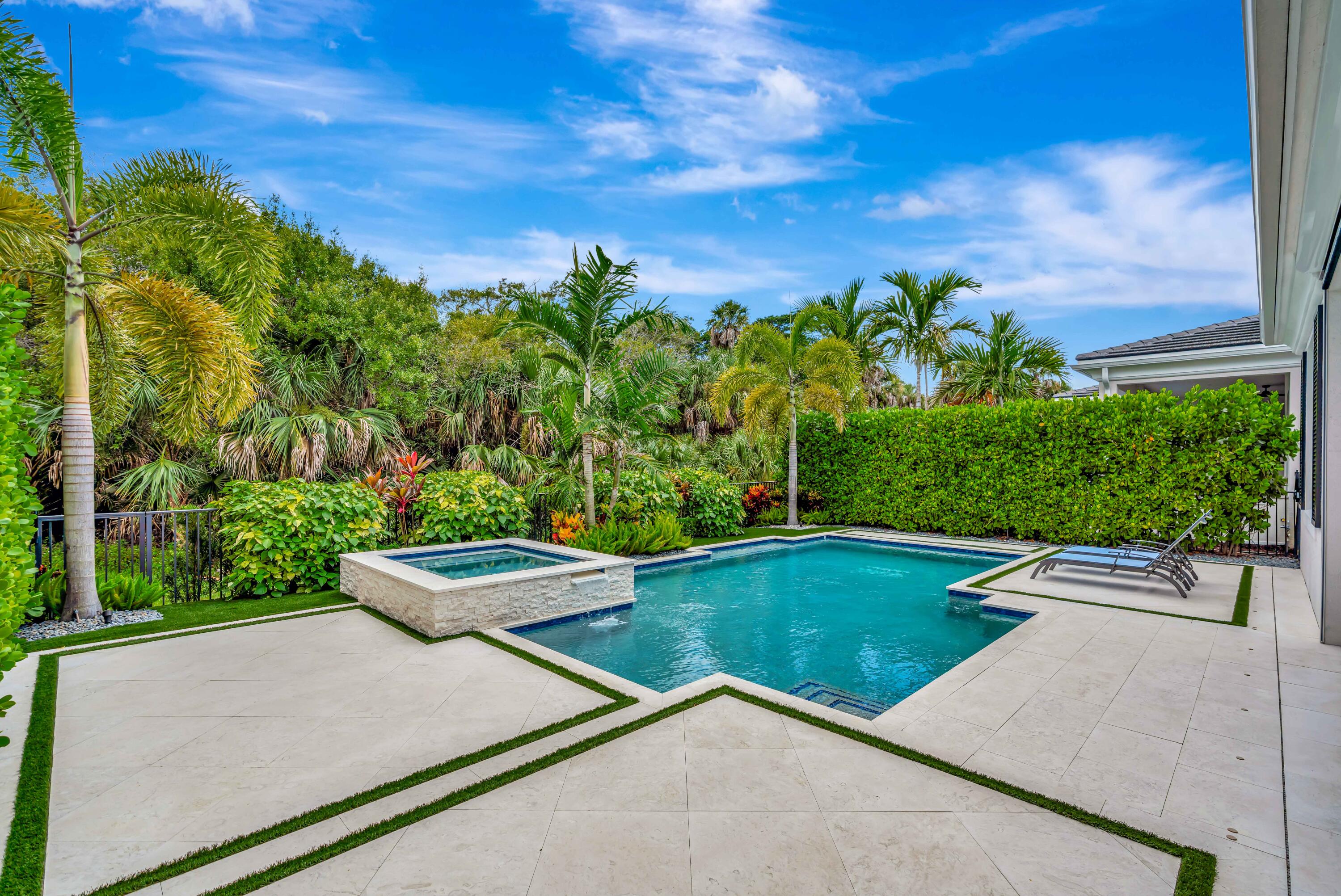 13618 Artisan Cir