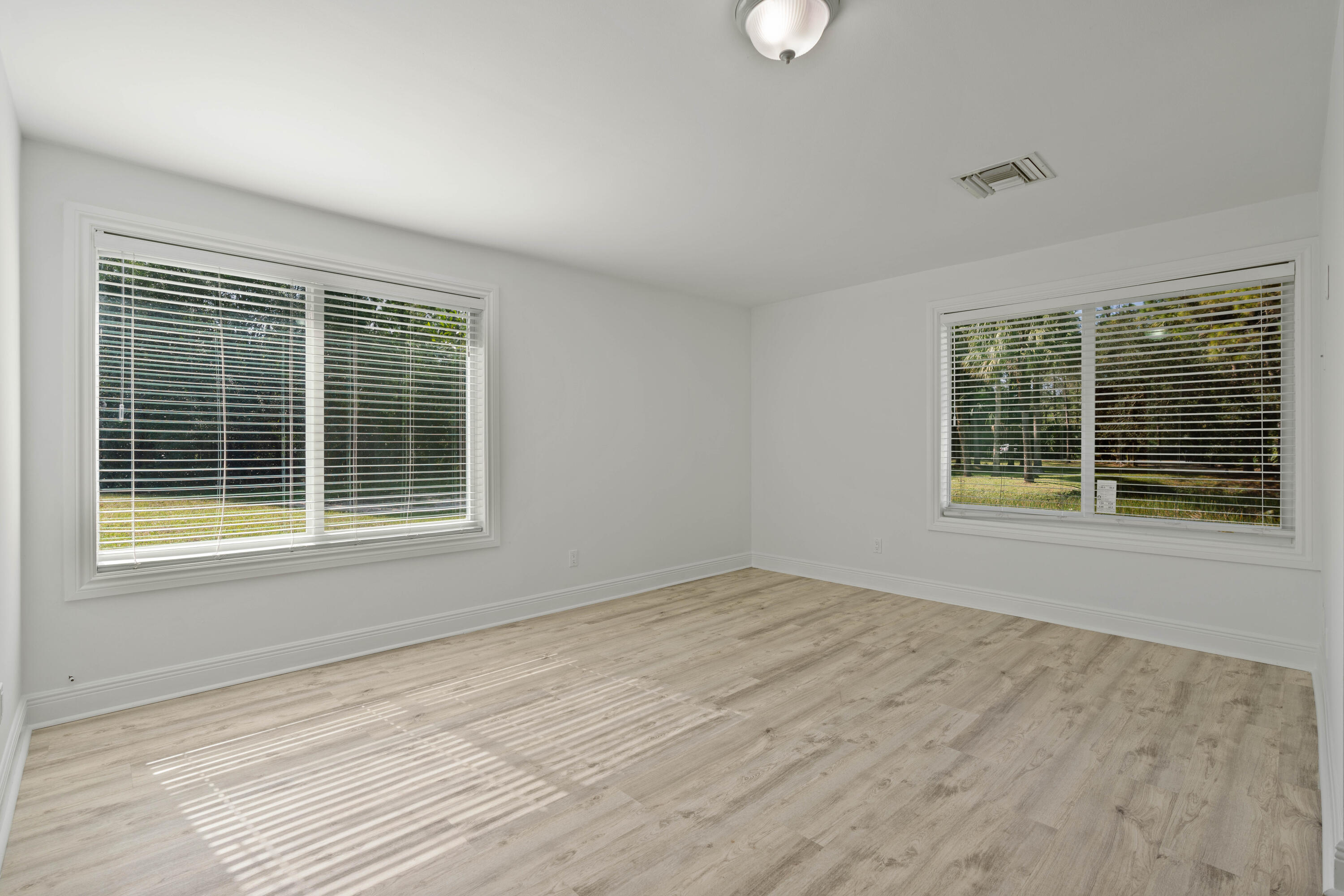 18716 126th Terrace N
