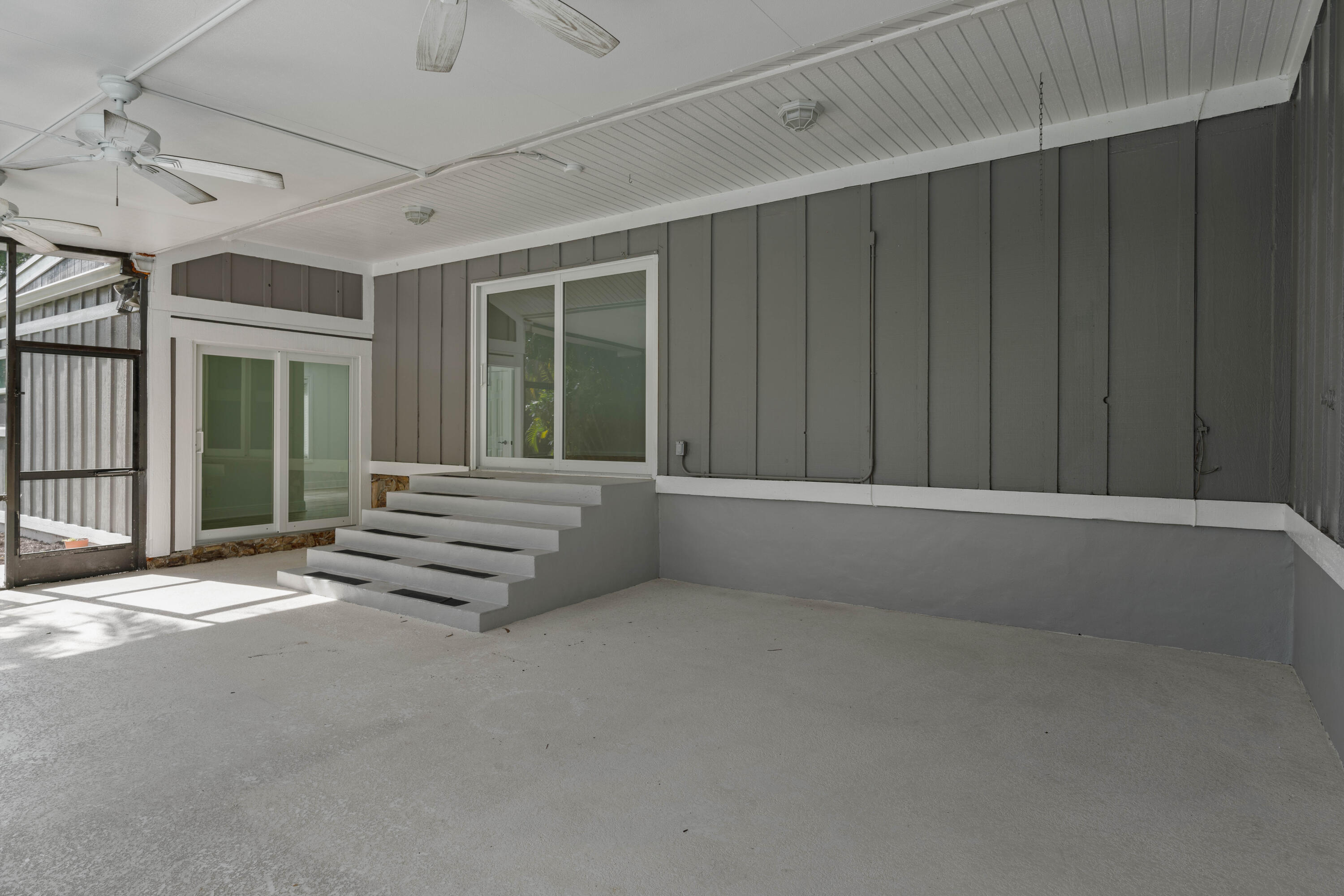 18716 126th Terrace N