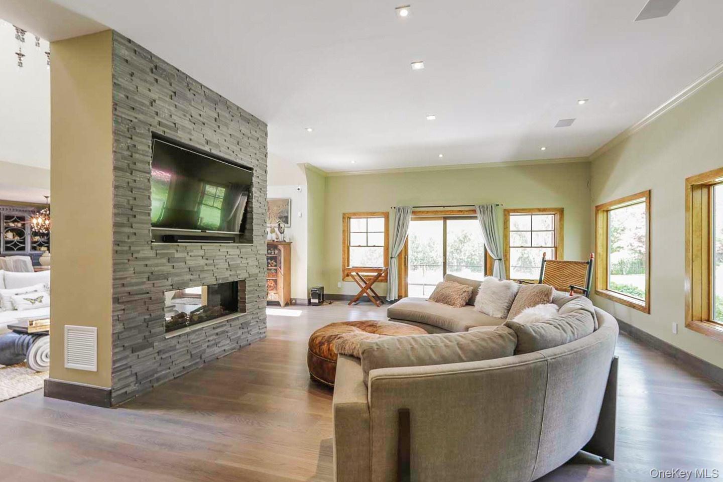 1366 Scuttle Hole Road