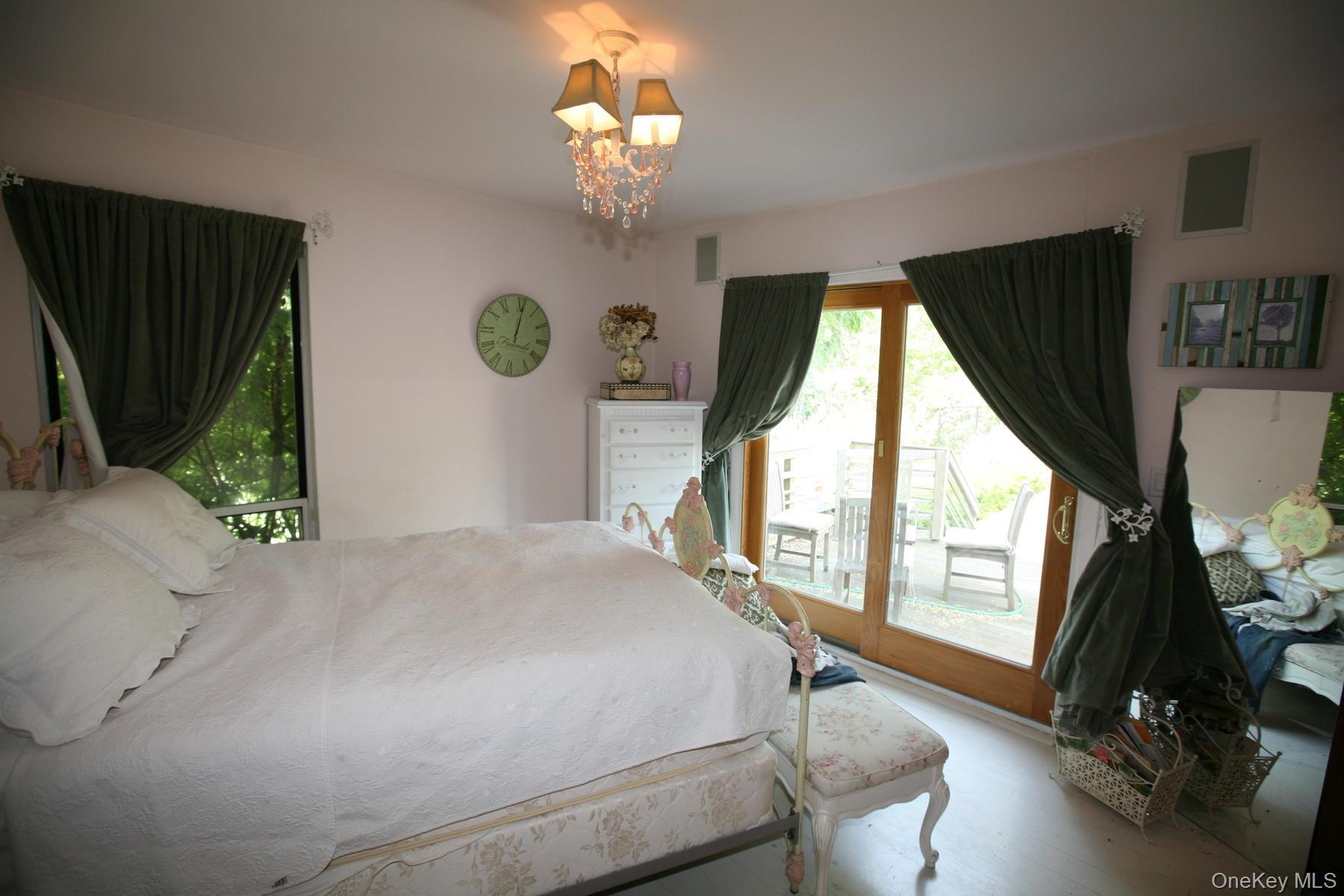 1366 Scuttle Hole Road