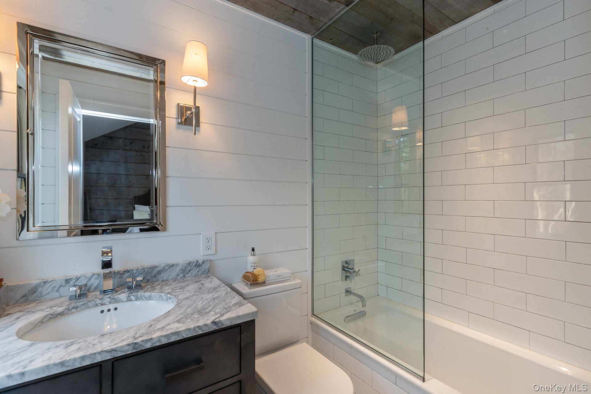 142 Six Pole Highway