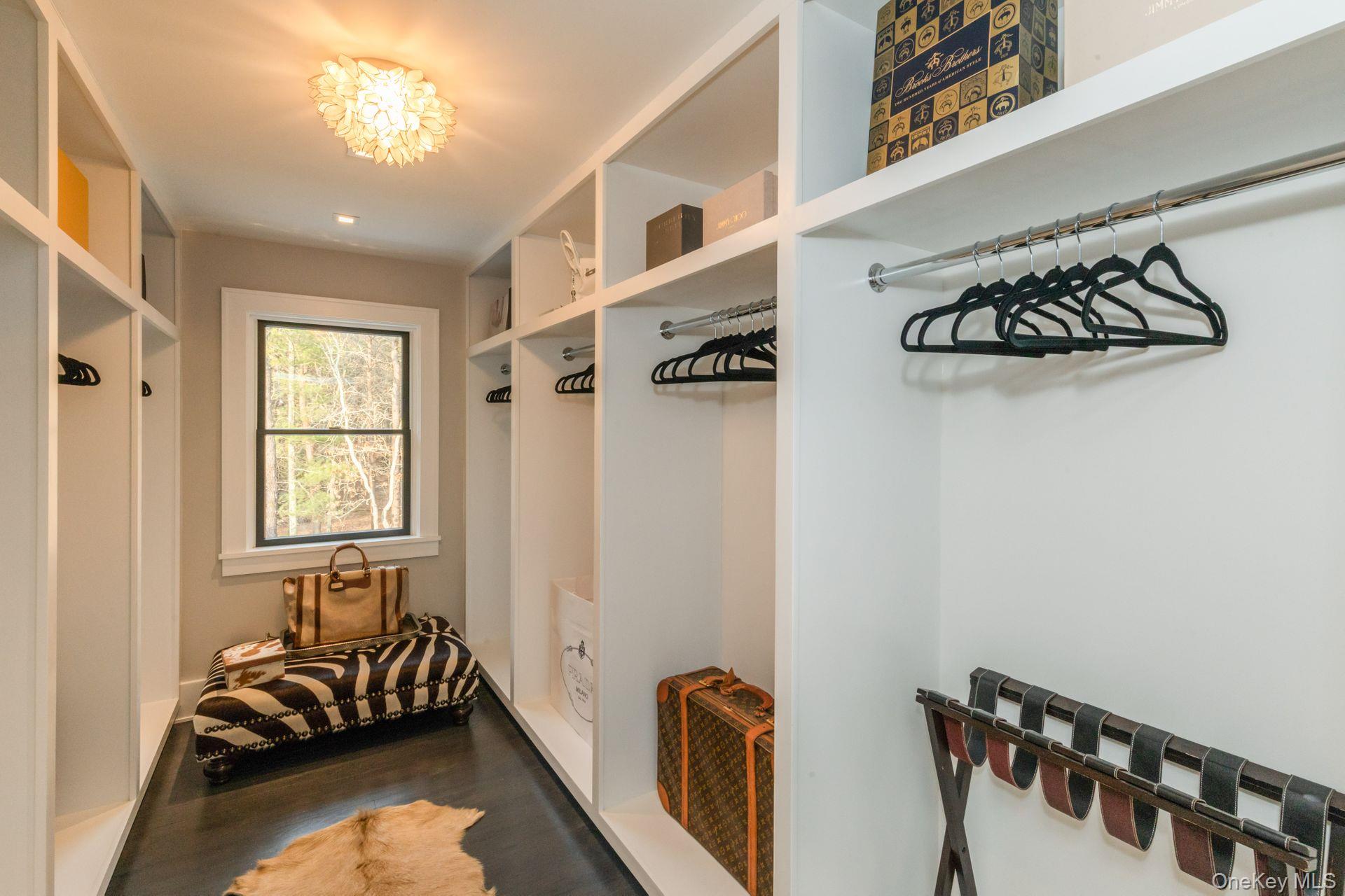 142 Six Pole Highway