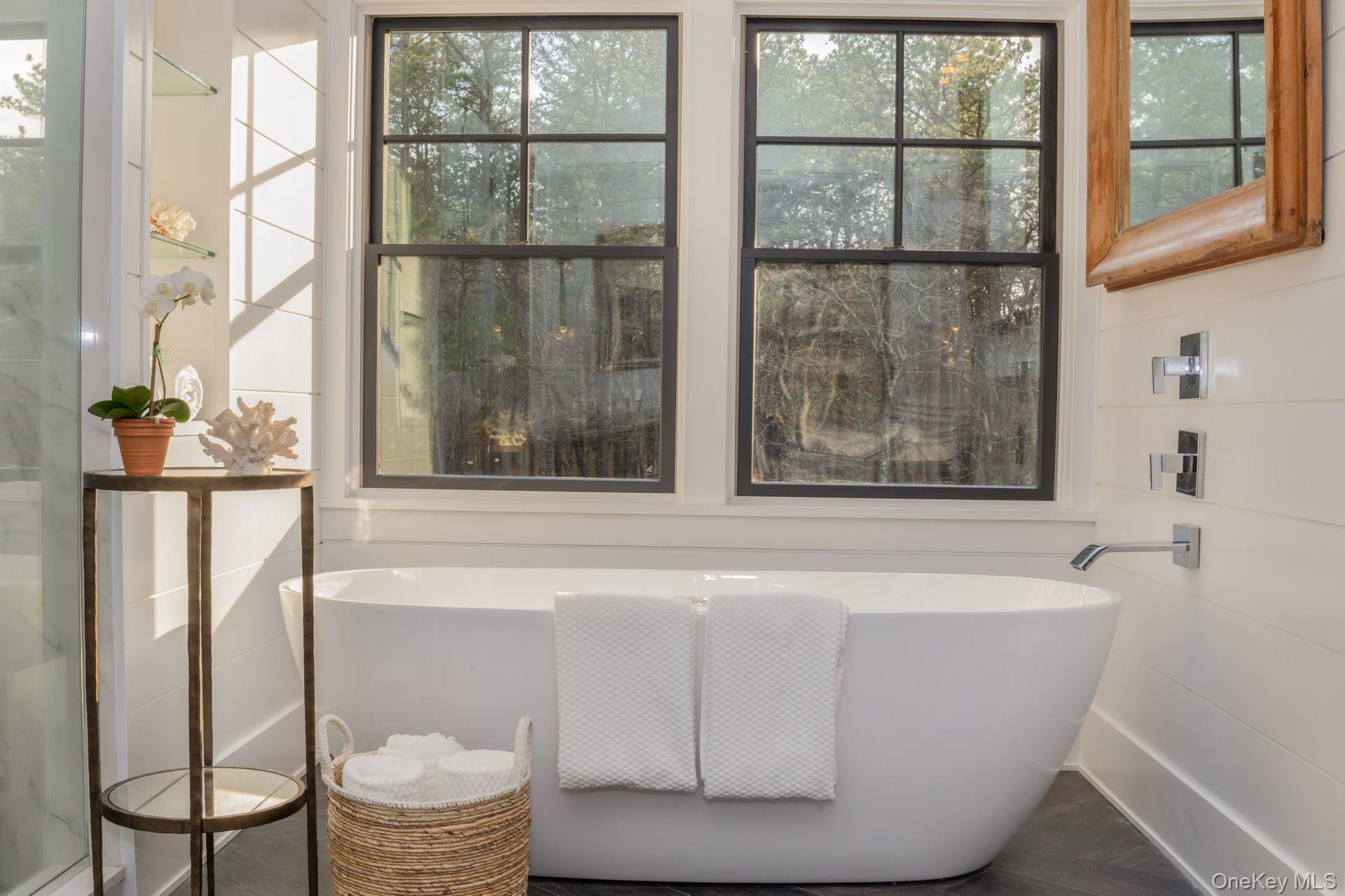 142 Six Pole Highway