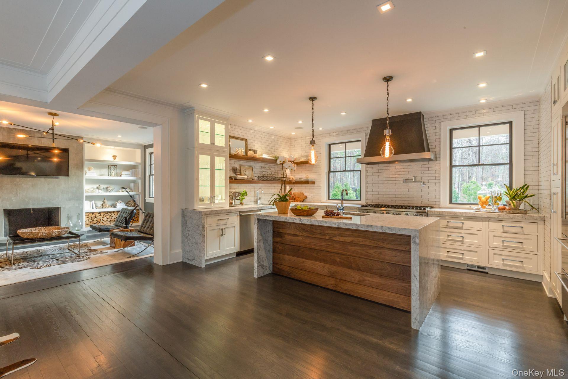 142 Six Pole Highway