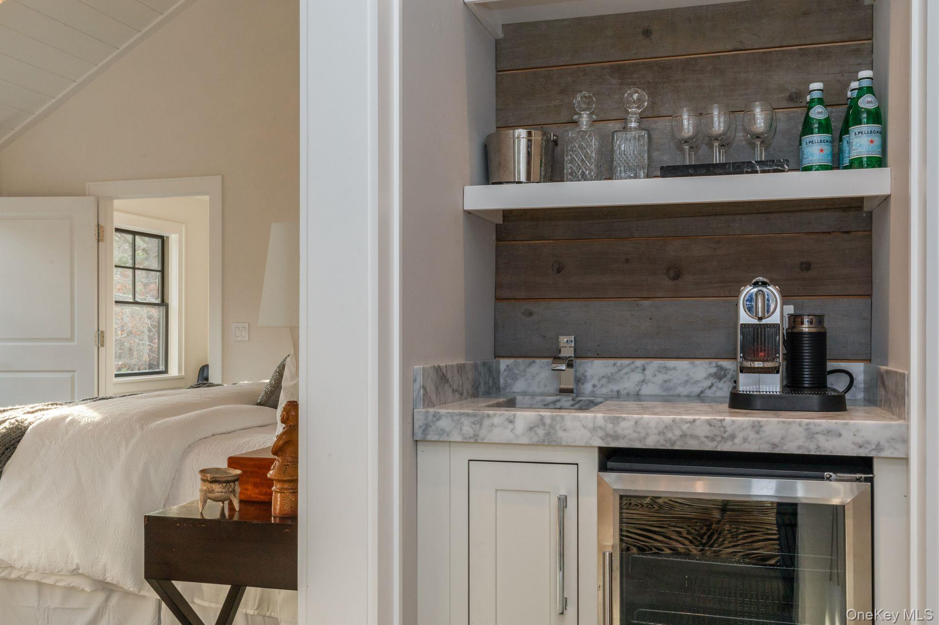 142 Six Pole Highway