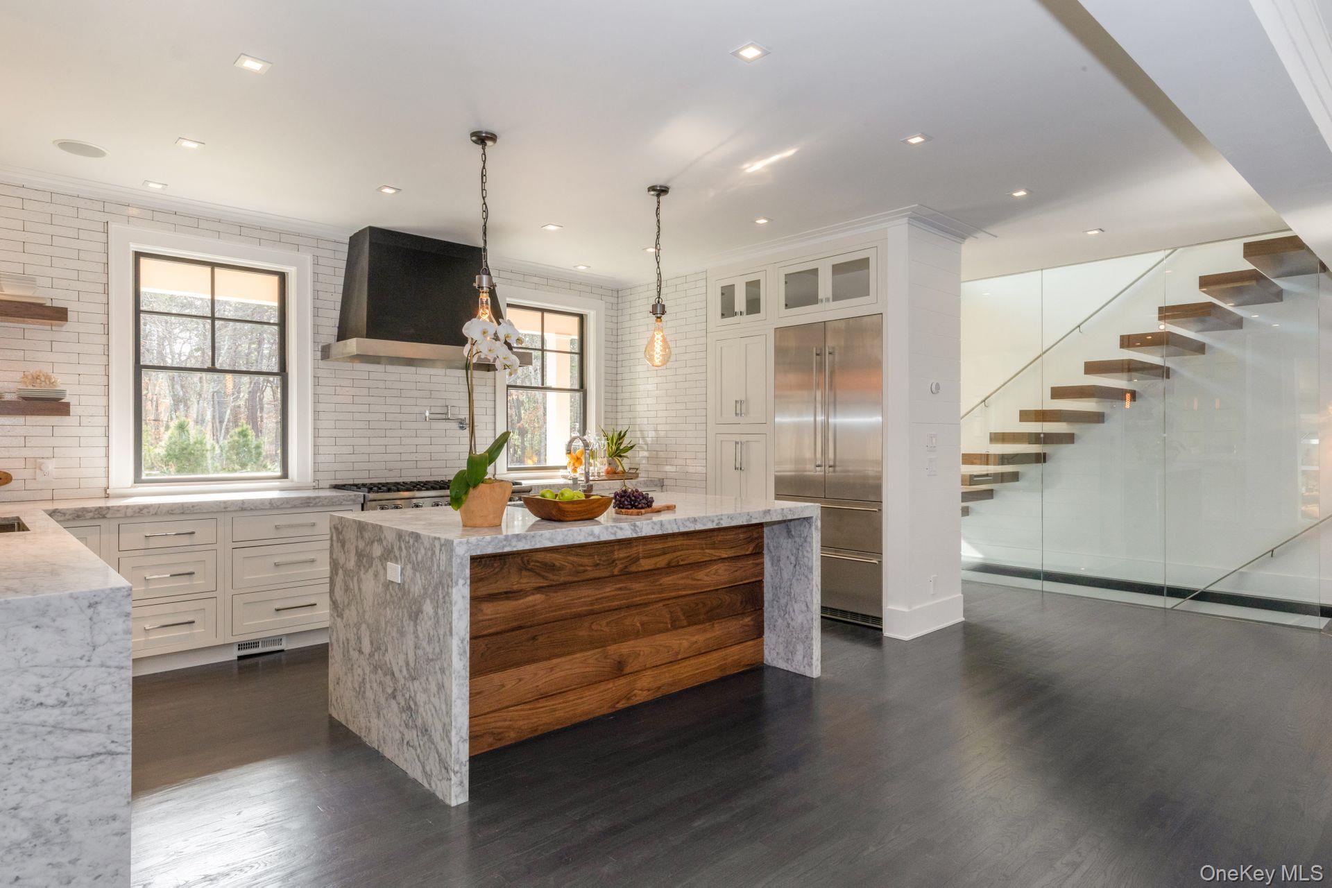 142 Six Pole Highway