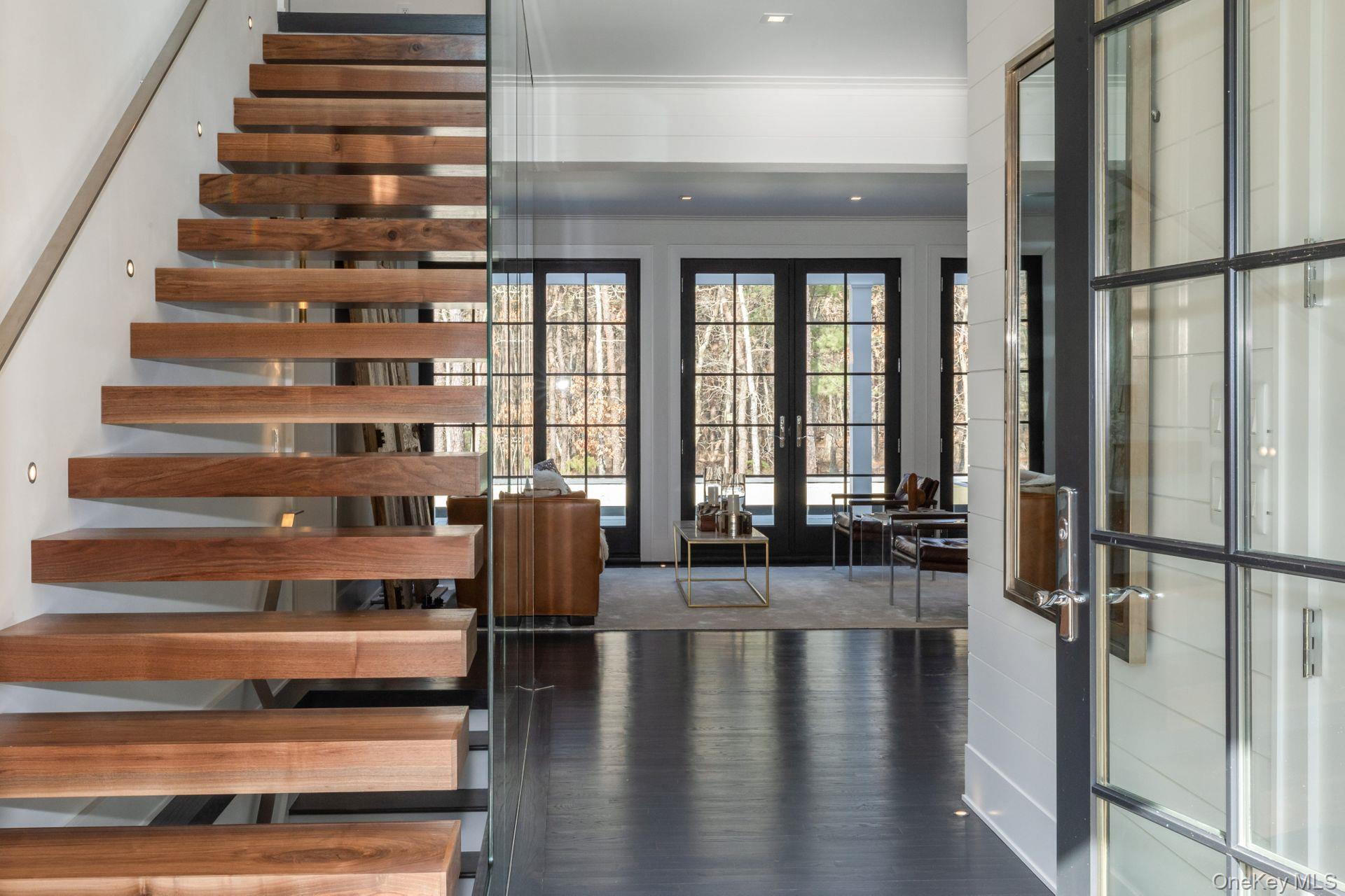 142 Six Pole Highway