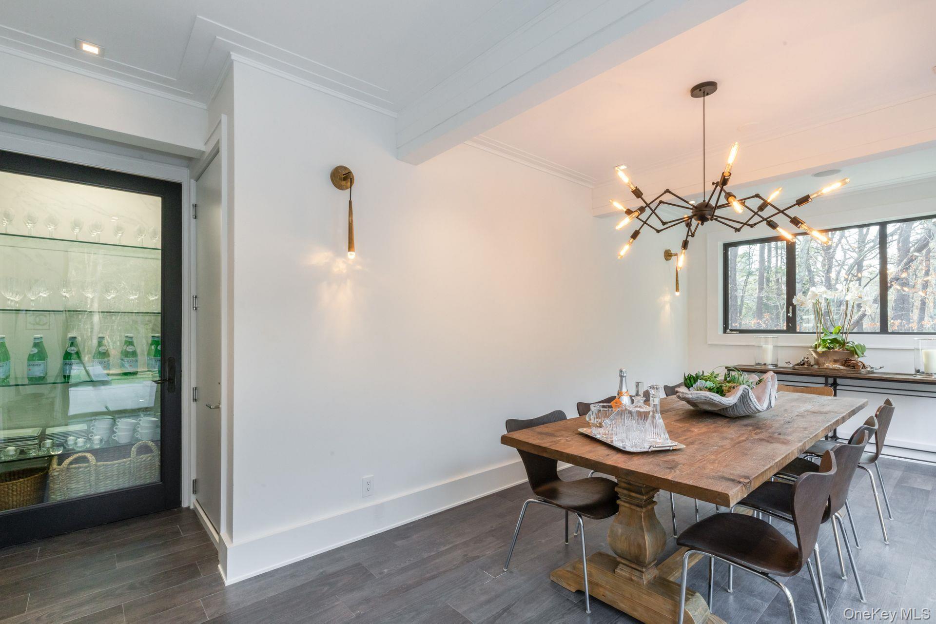 142 Six Pole Highway