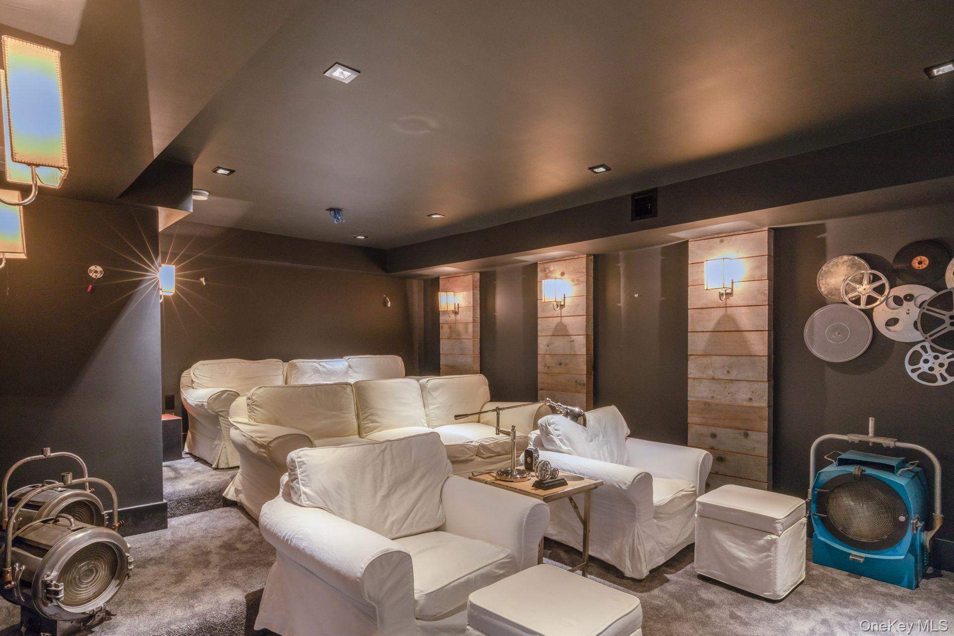 142 Six Pole Highway