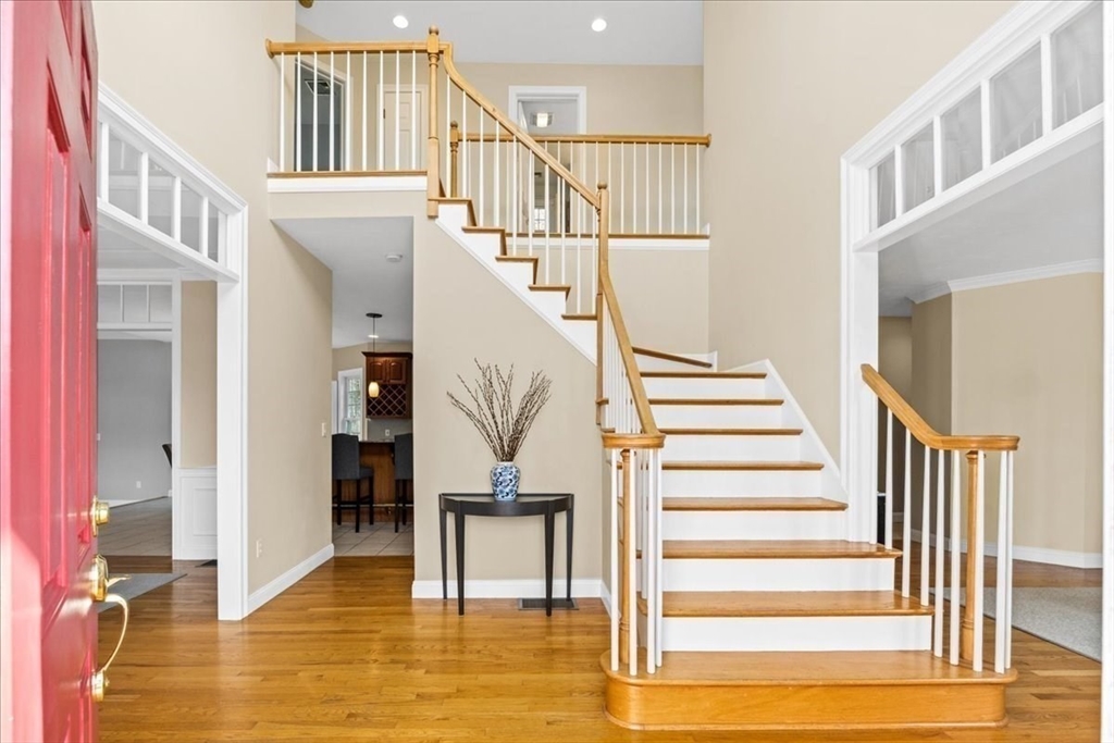 10 Eastbrook Farm Ln