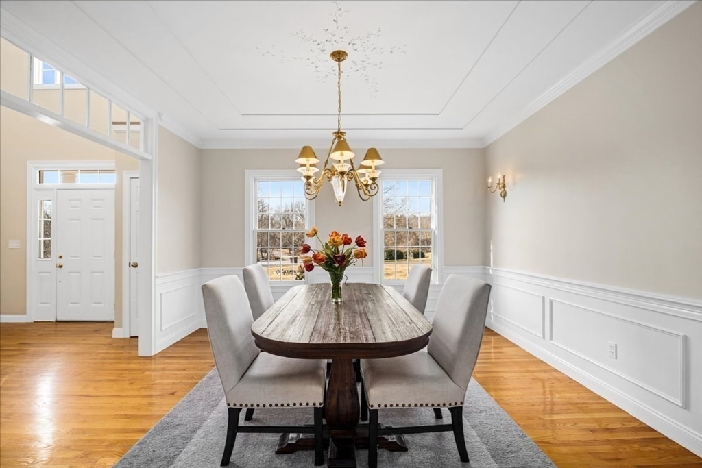 10 Eastbrook Farm Ln