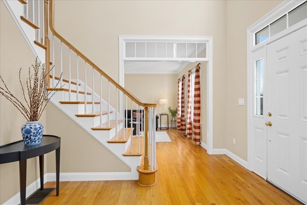 10 Eastbrook Farm Ln