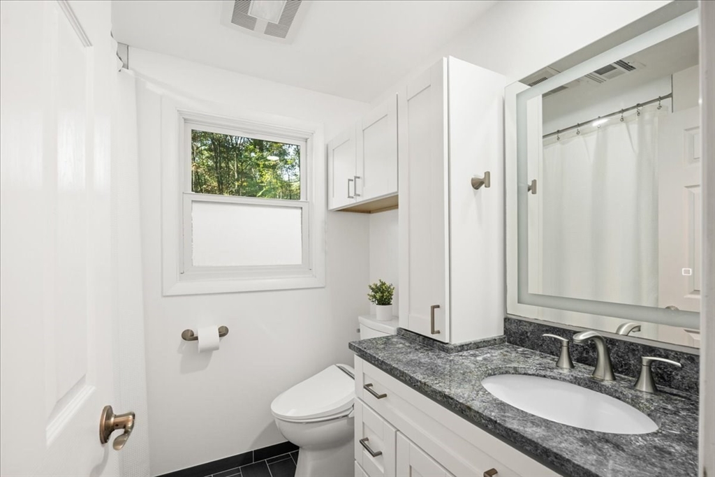 53 Breakneck Hill Road