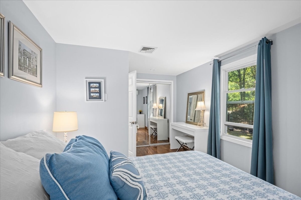 53 Breakneck Hill Road