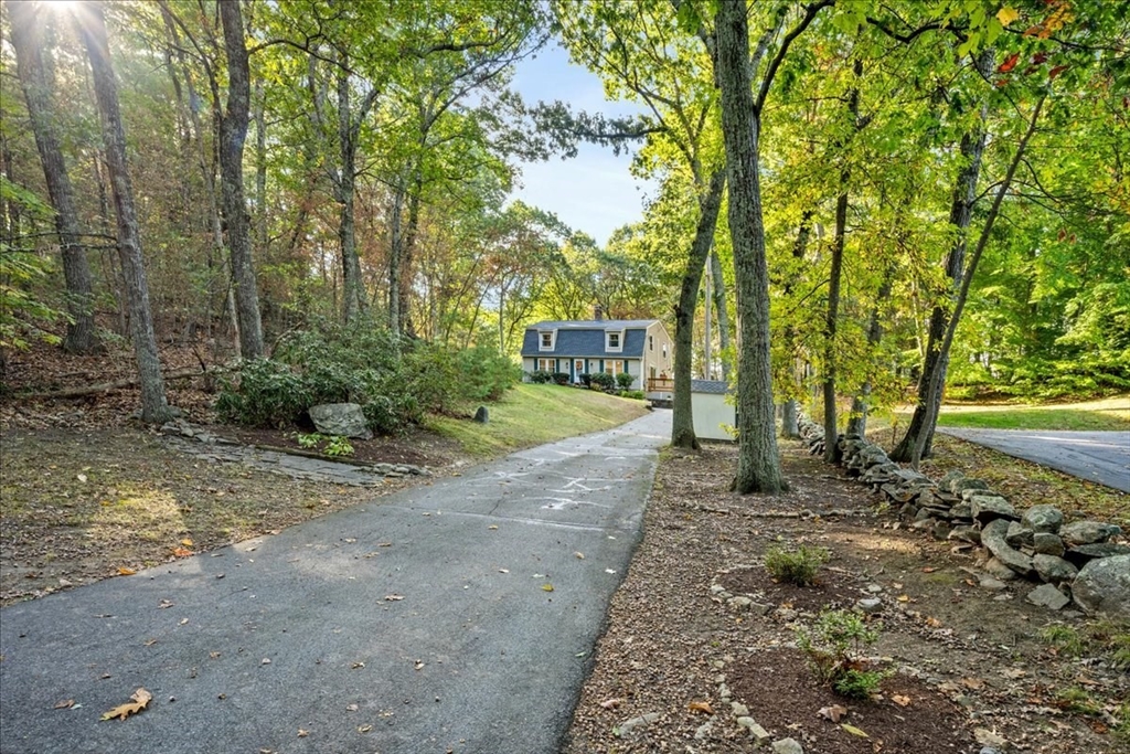 53 Breakneck Hill Road