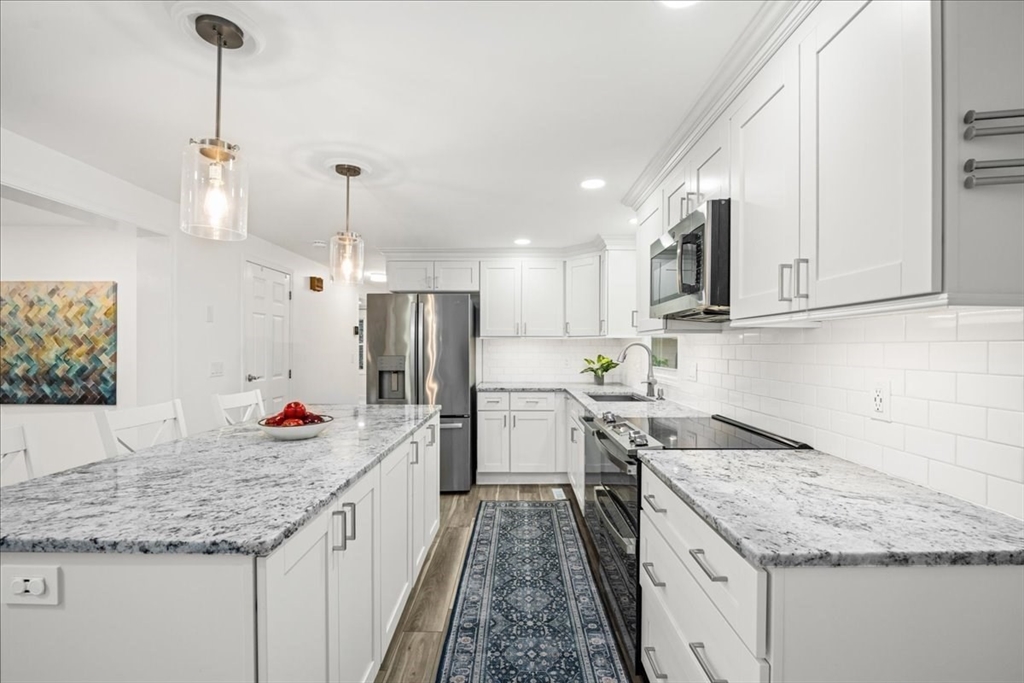 53 Breakneck Hill Road