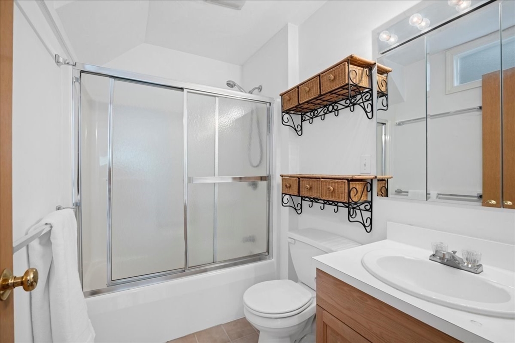 343 Captain Eames Cir # 38C