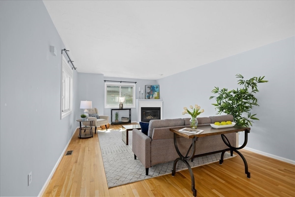 343 Captain Eames Cir # 38C