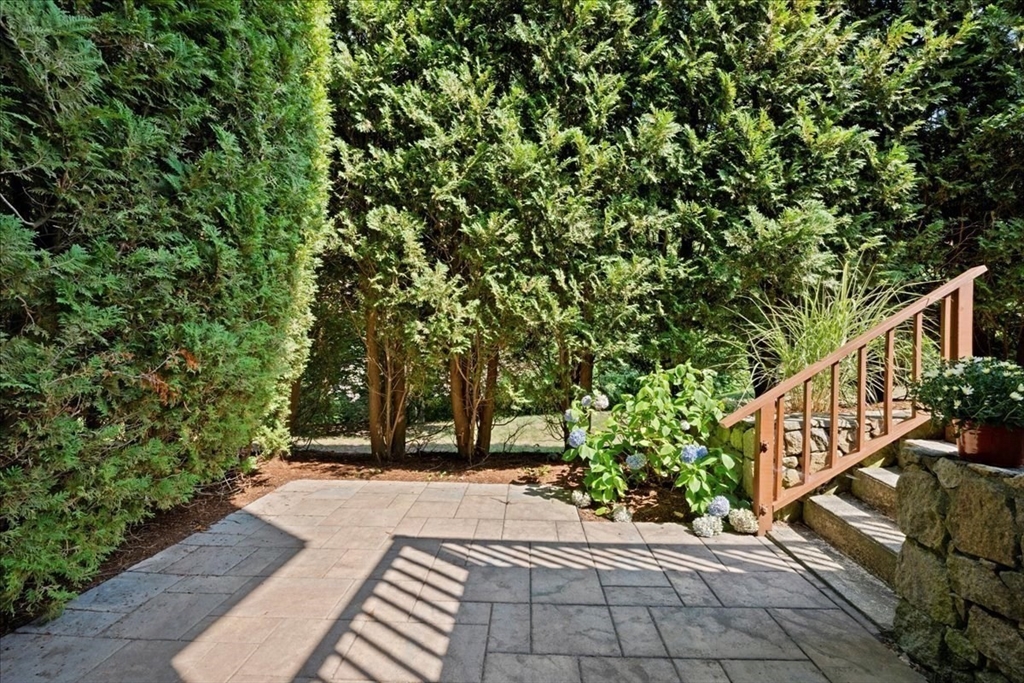 343 Captain Eames Cir # 38C