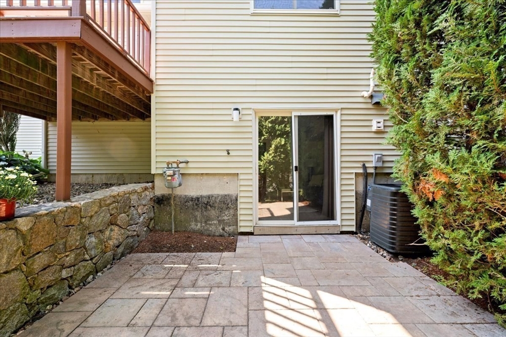 343 Captain Eames Cir # 38C