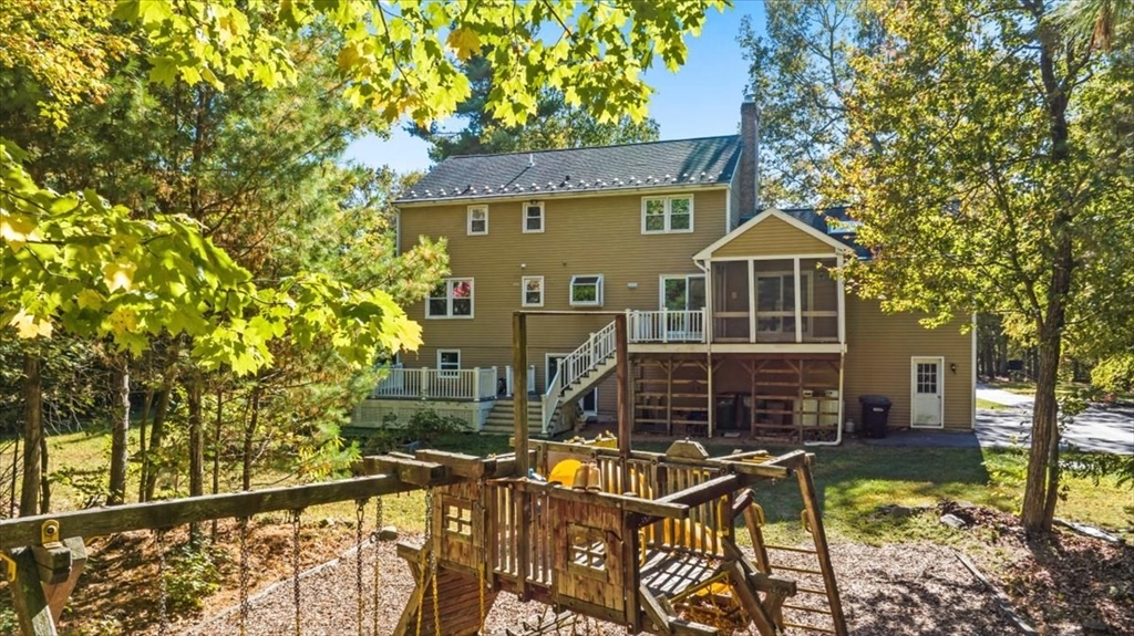 27 Sylvan Lane, Boylston