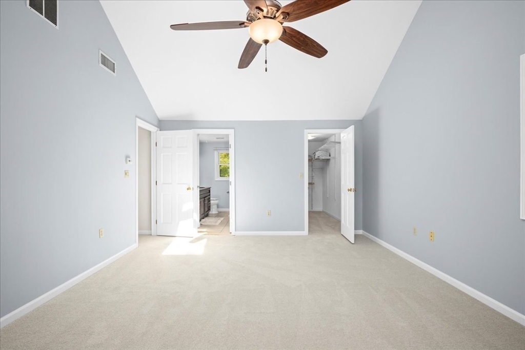 27 Sylvan Lane, Boylston